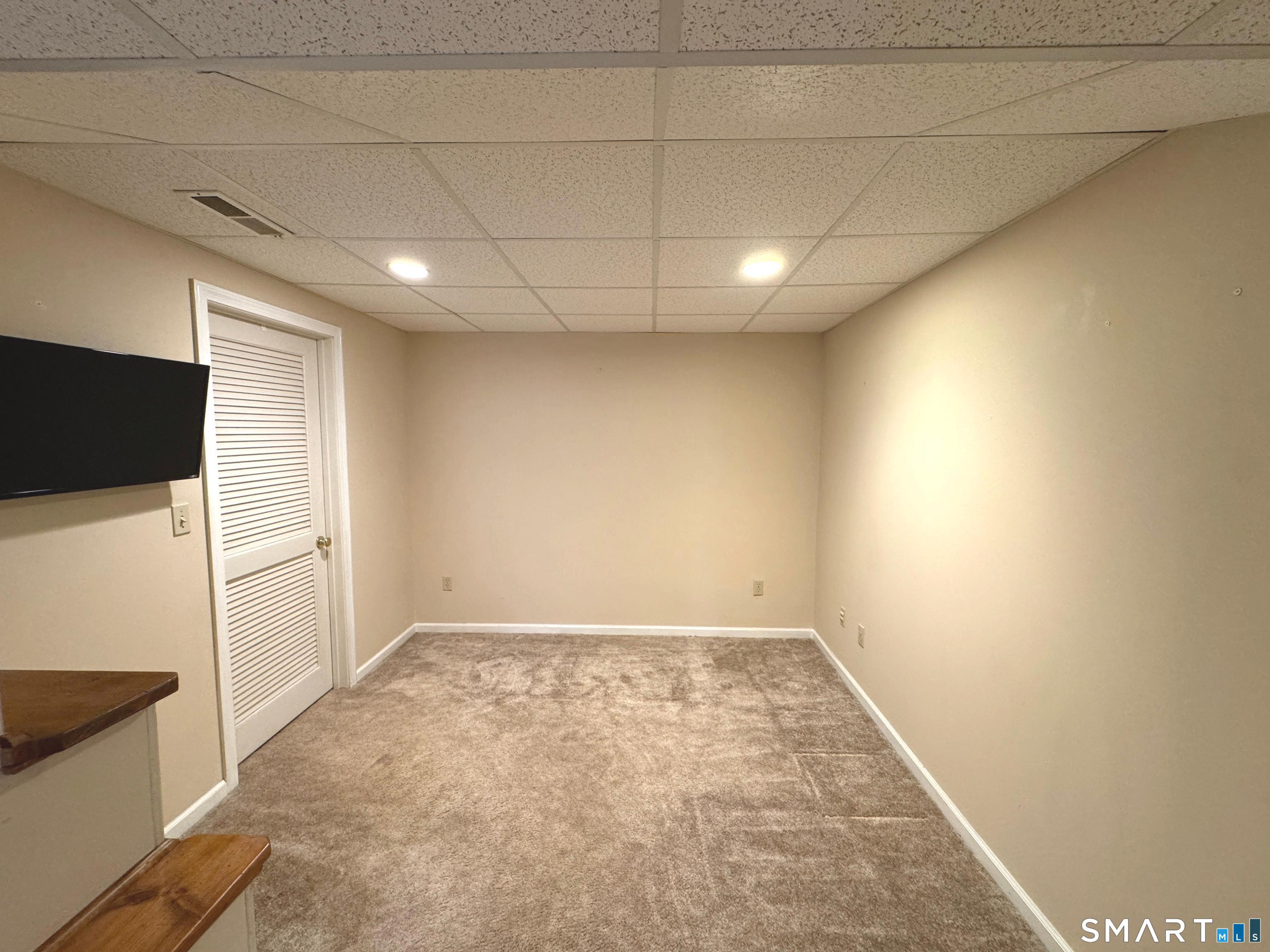 92 Metacomet Drive Property Photo 14