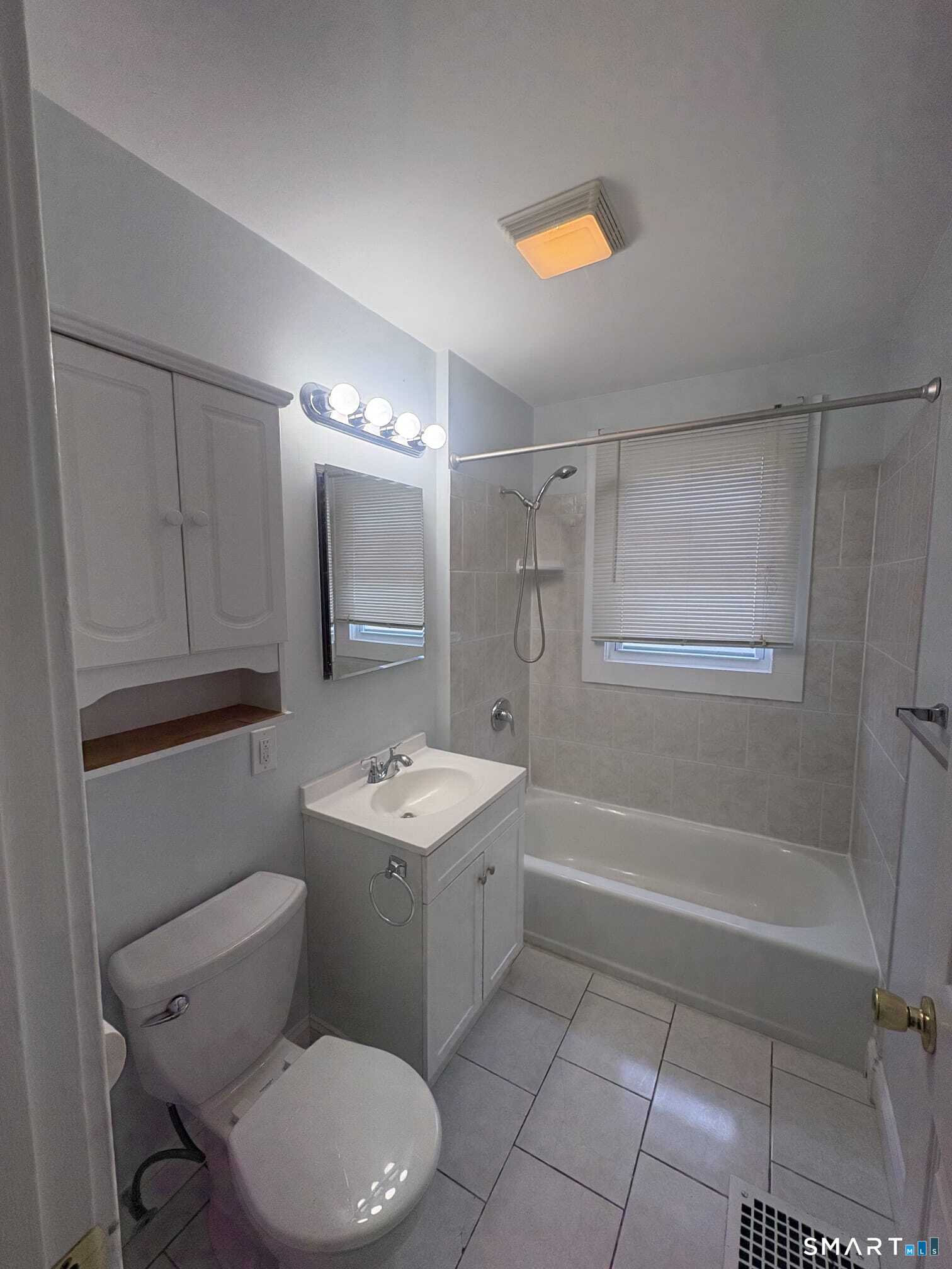 139 Townsend Avenue Property Photo 9