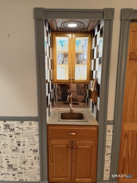 36 Alden B Street Property Photo 5
