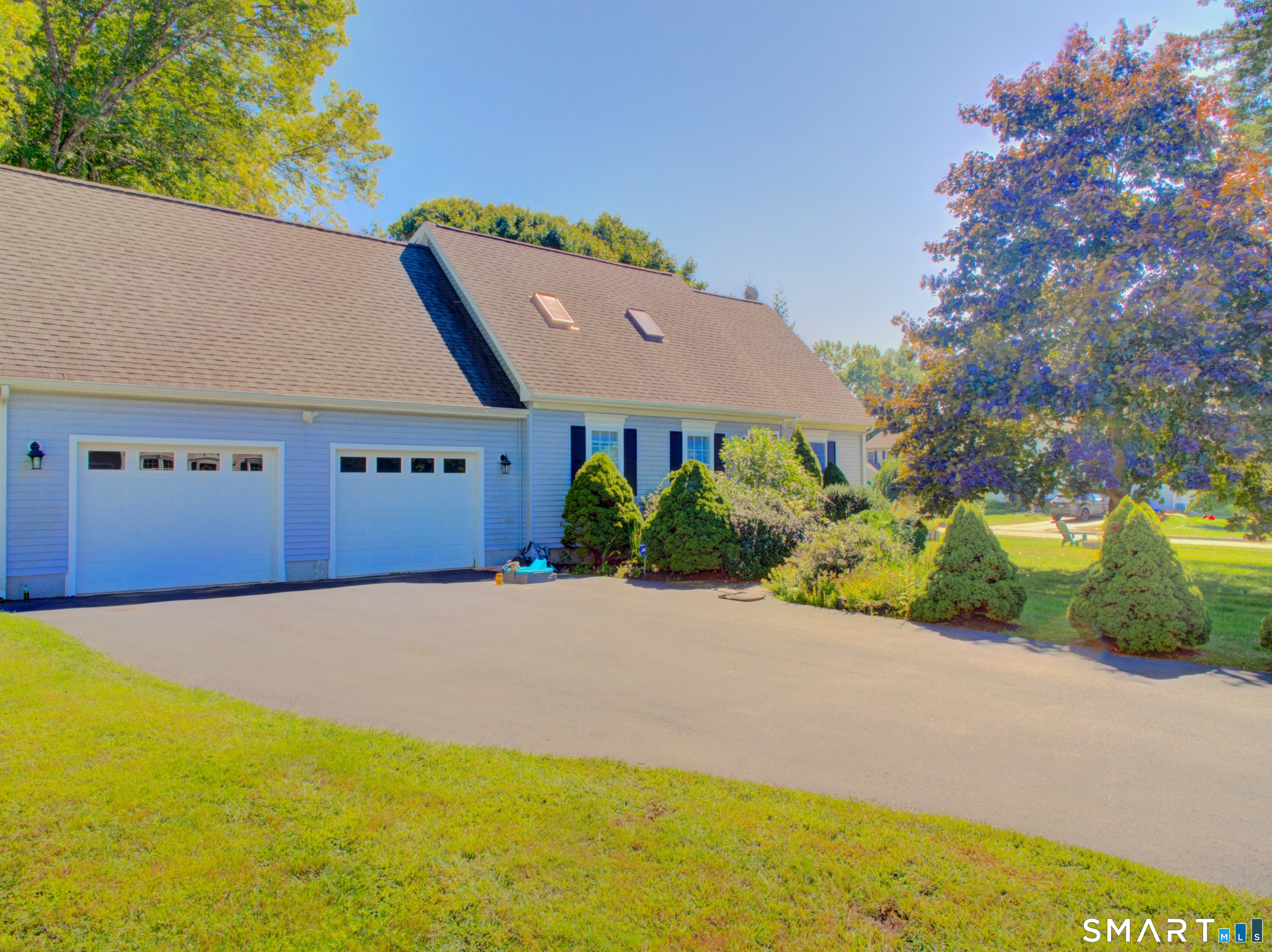 16 Jefferson Drive Property Photo 1