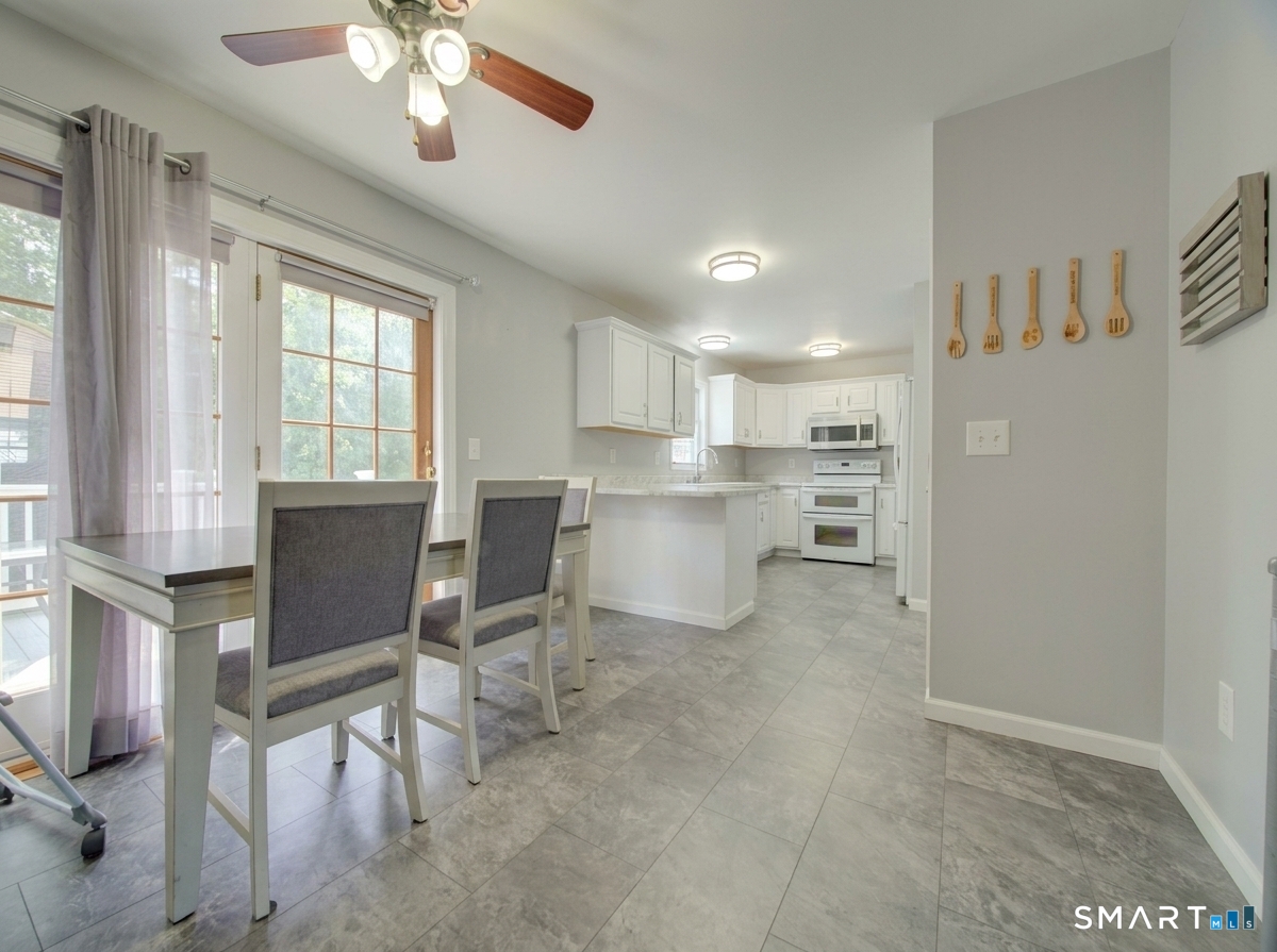 16 Jefferson Drive Property Photo 7