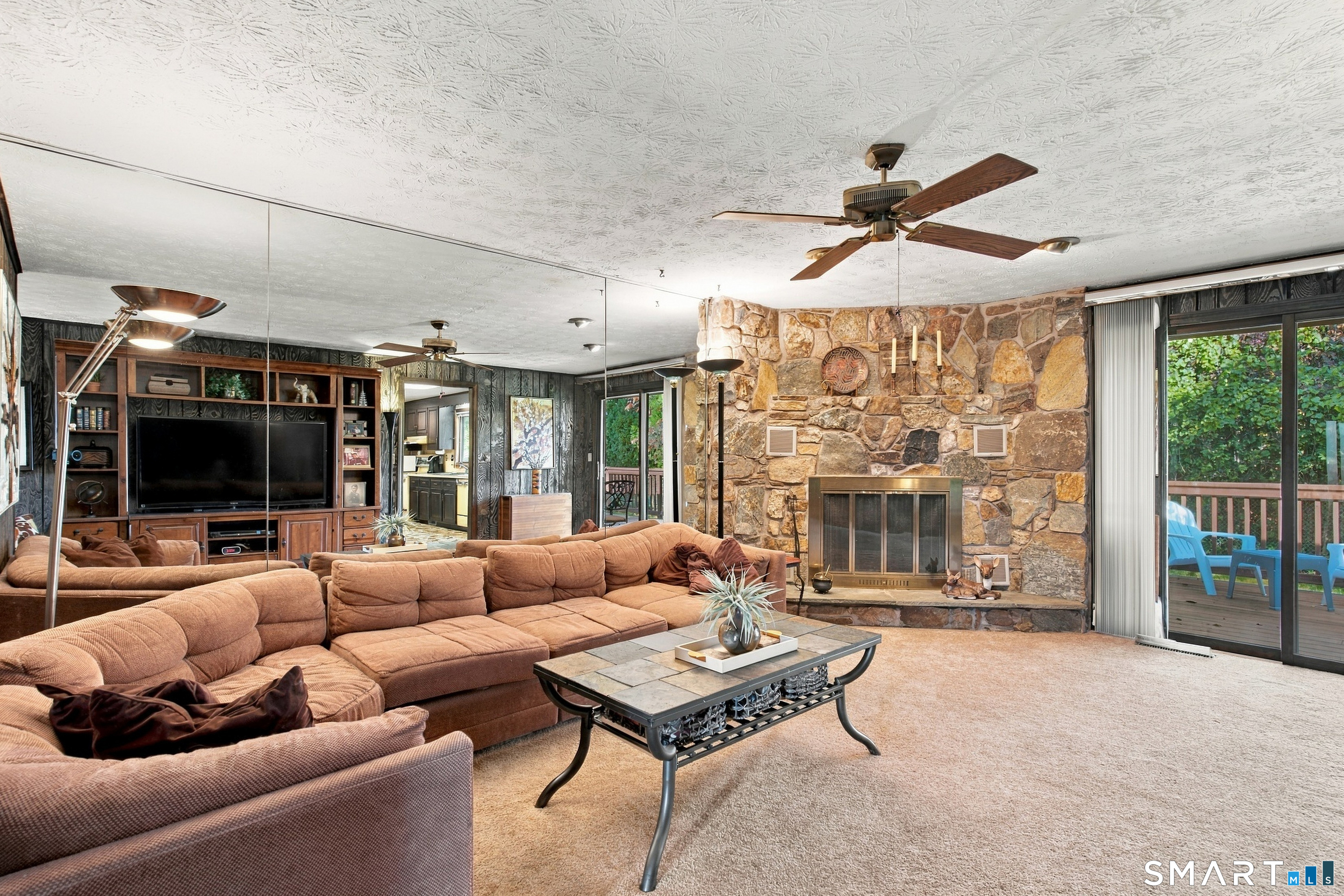 28 Angela Drive Property Photo 23