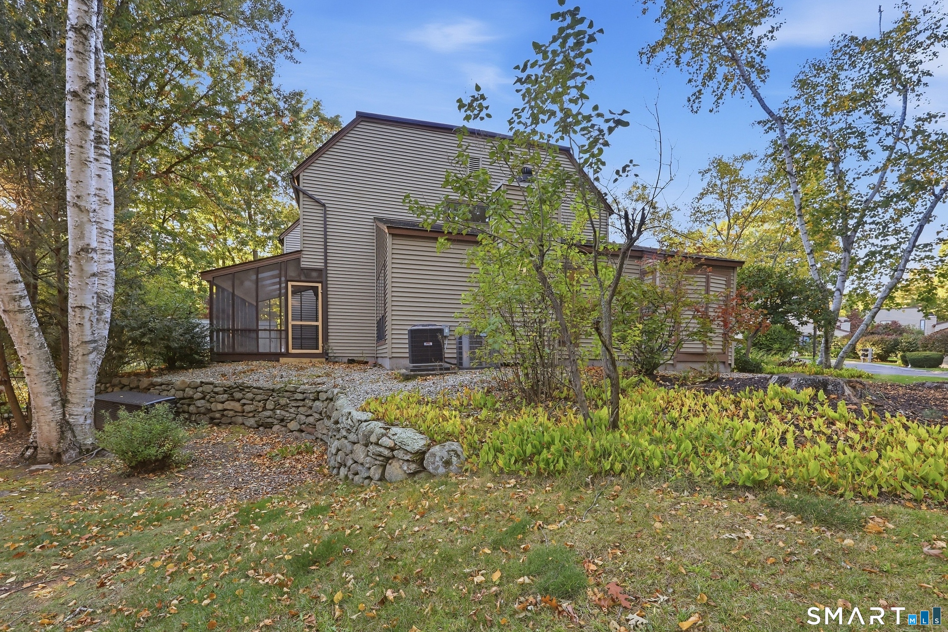 18 Sycamore 18 Lane Property Photo 2