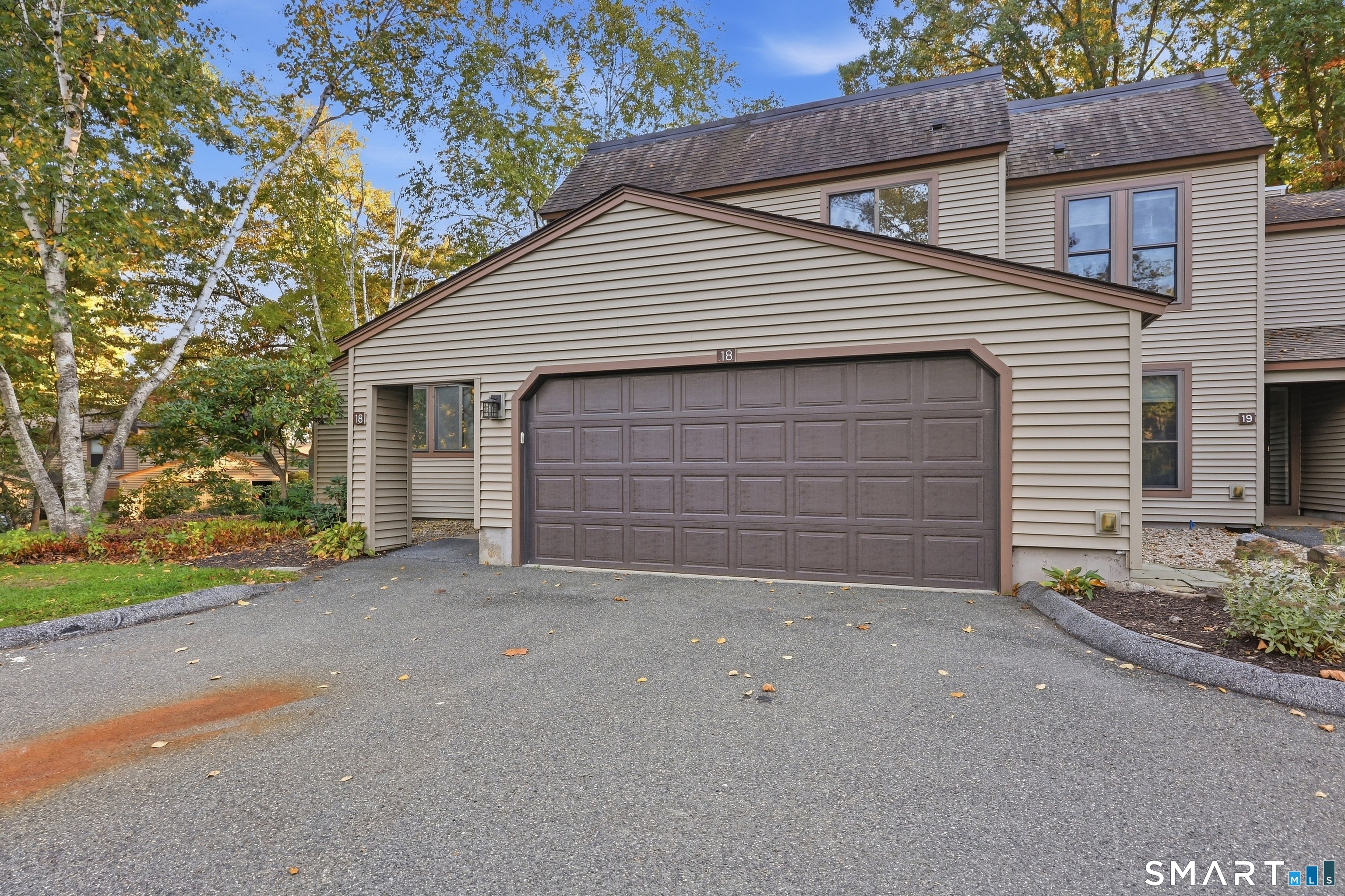 18 Sycamore 18 Lane Property Photo 3