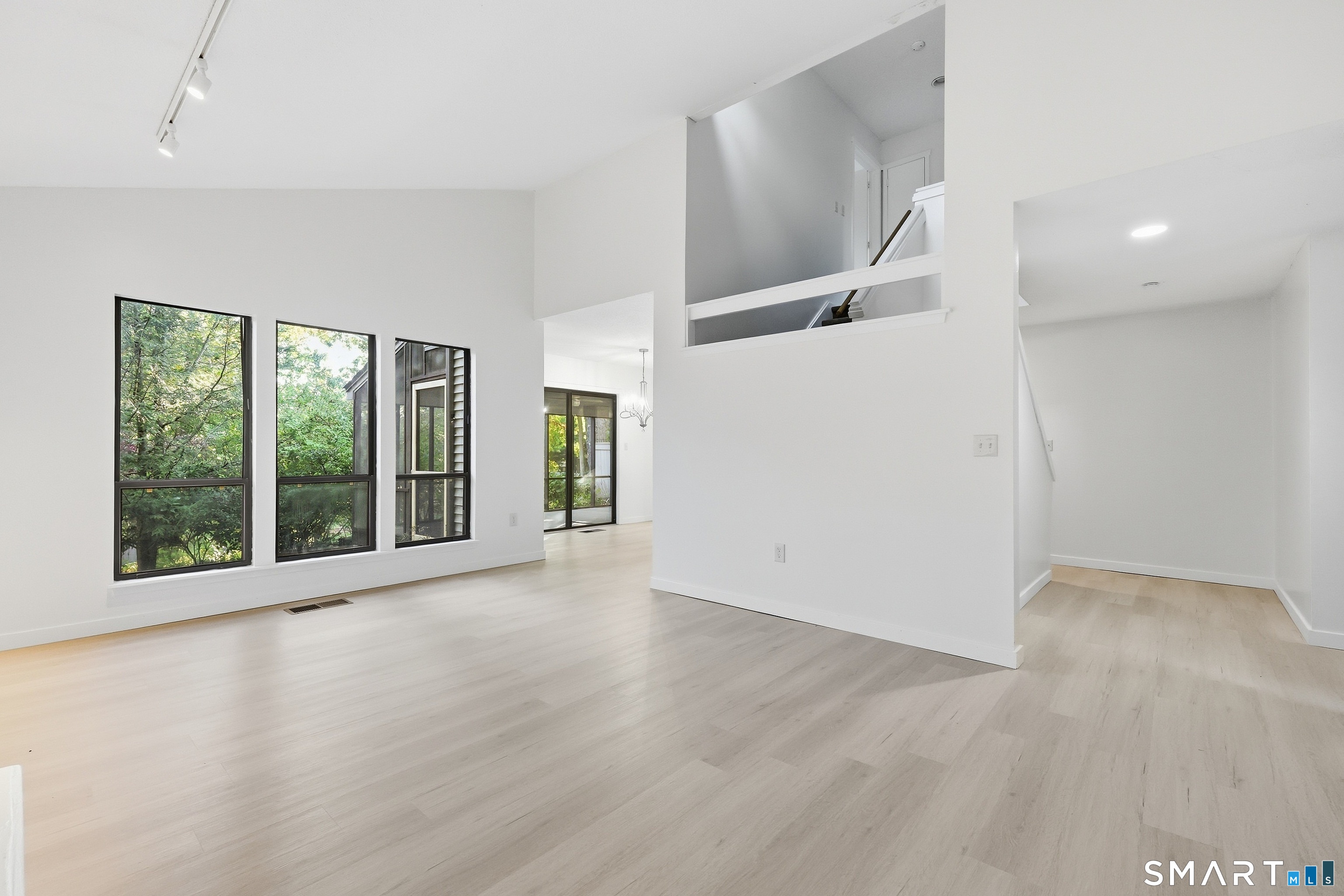 18 Sycamore 18 Lane Property Photo 11