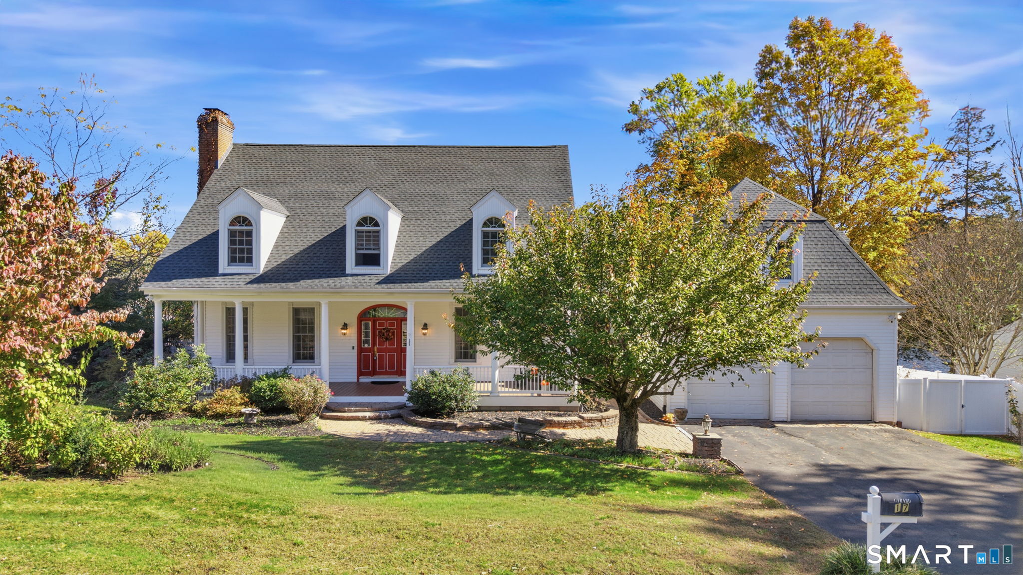 17 Robindale Drive Property Photo 1