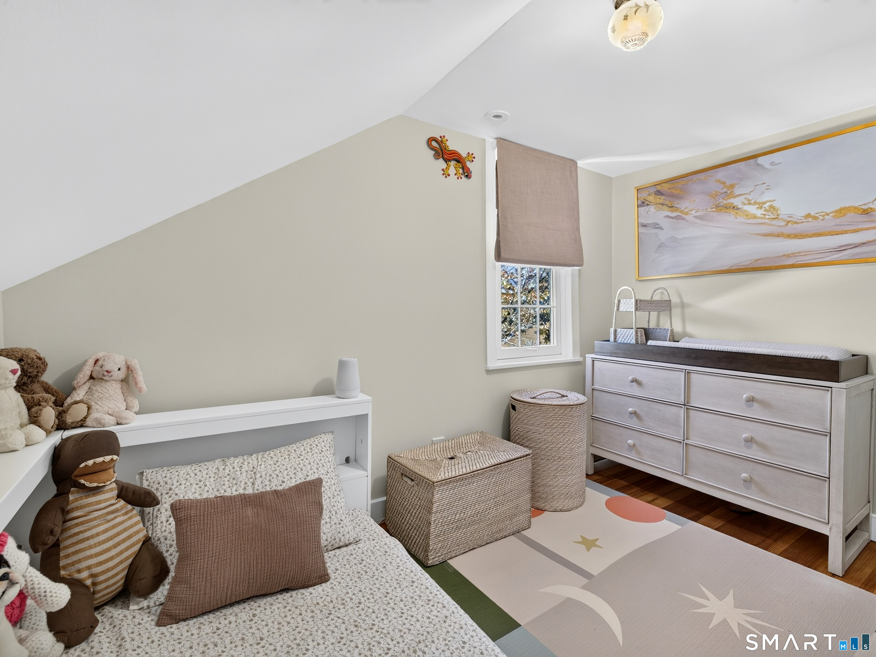 18 New London Road Property Photo 26