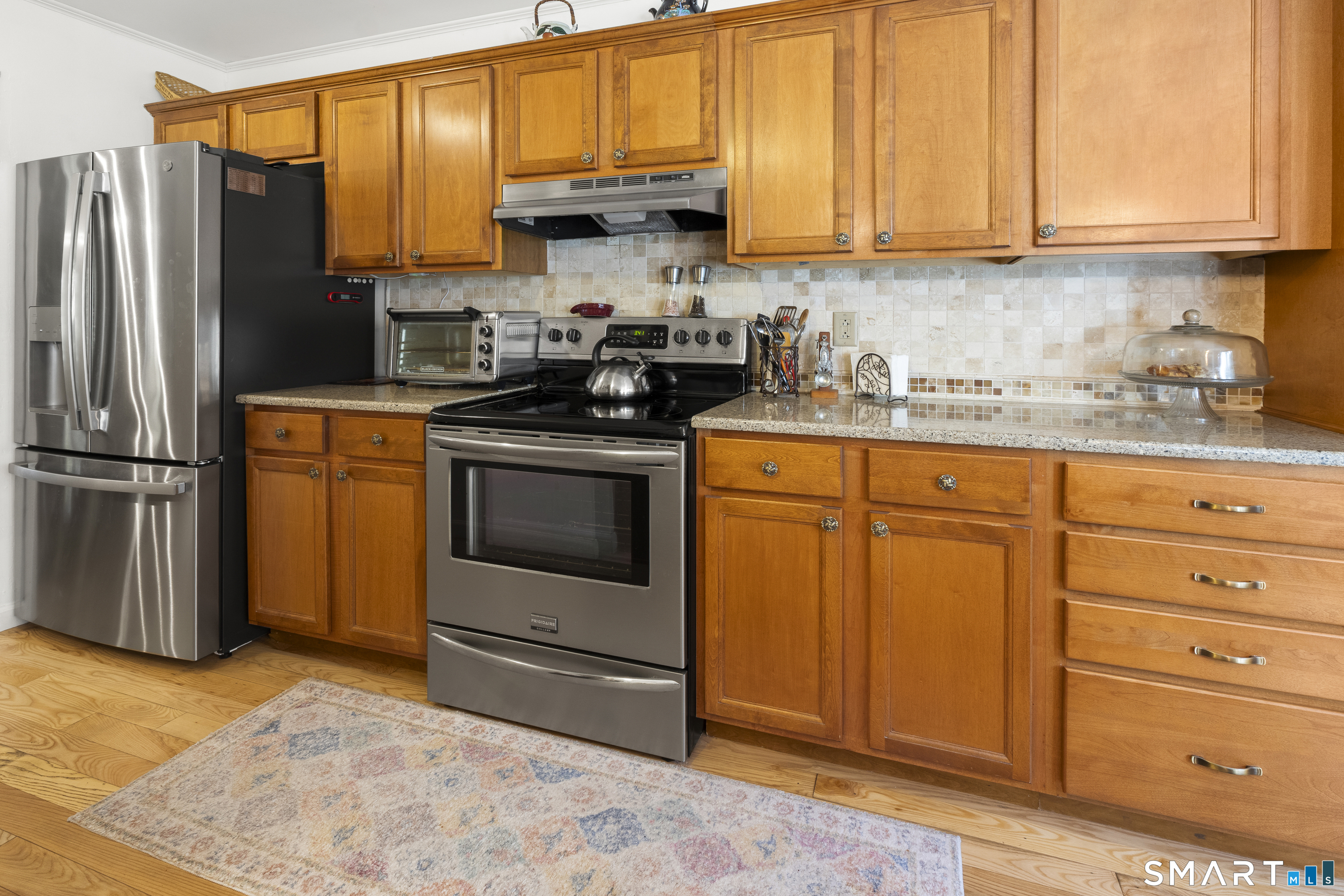 83 Perry 171 Street Property Photo 3