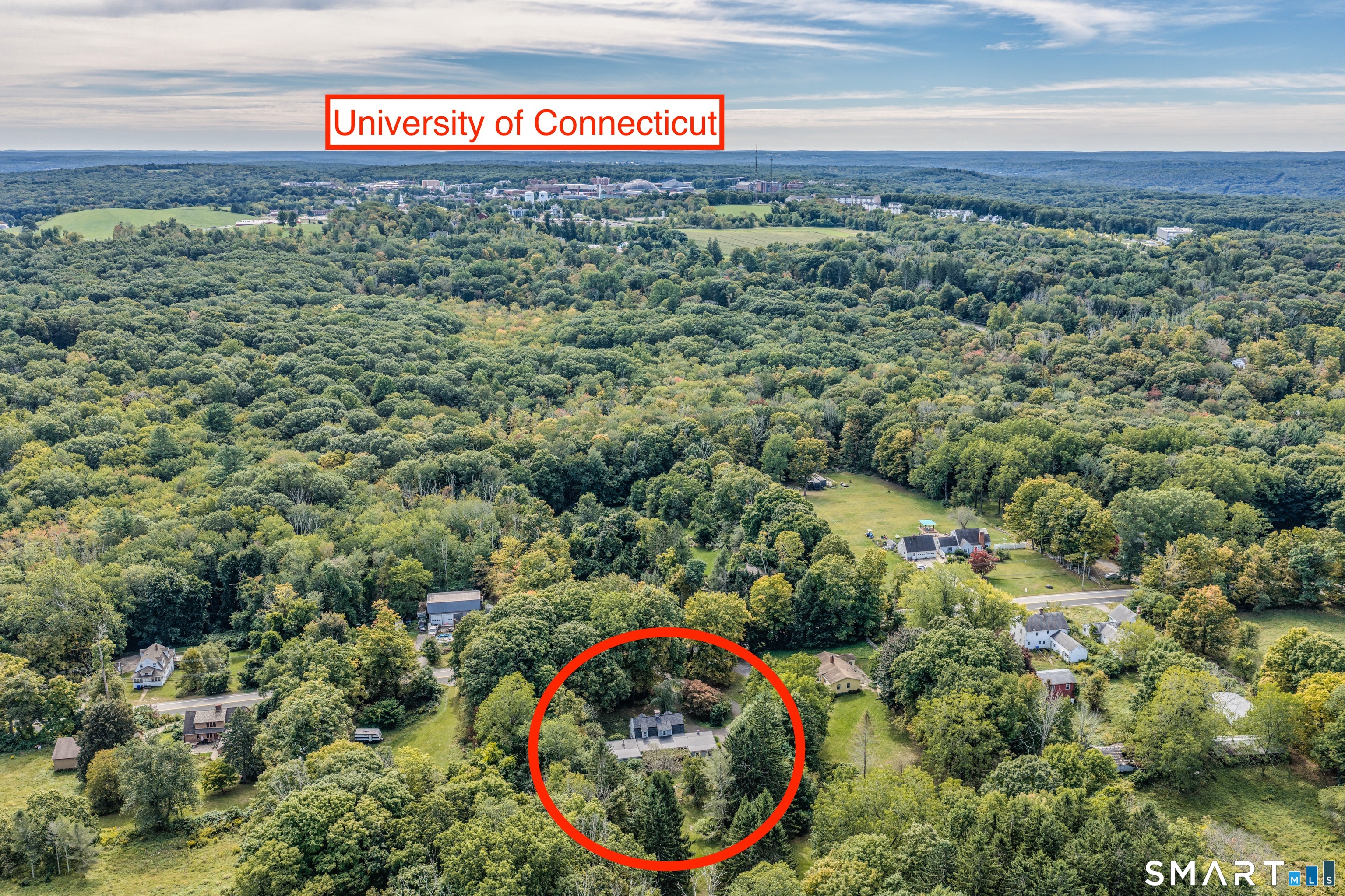 693 Middle Turnpike Property Photo 11
