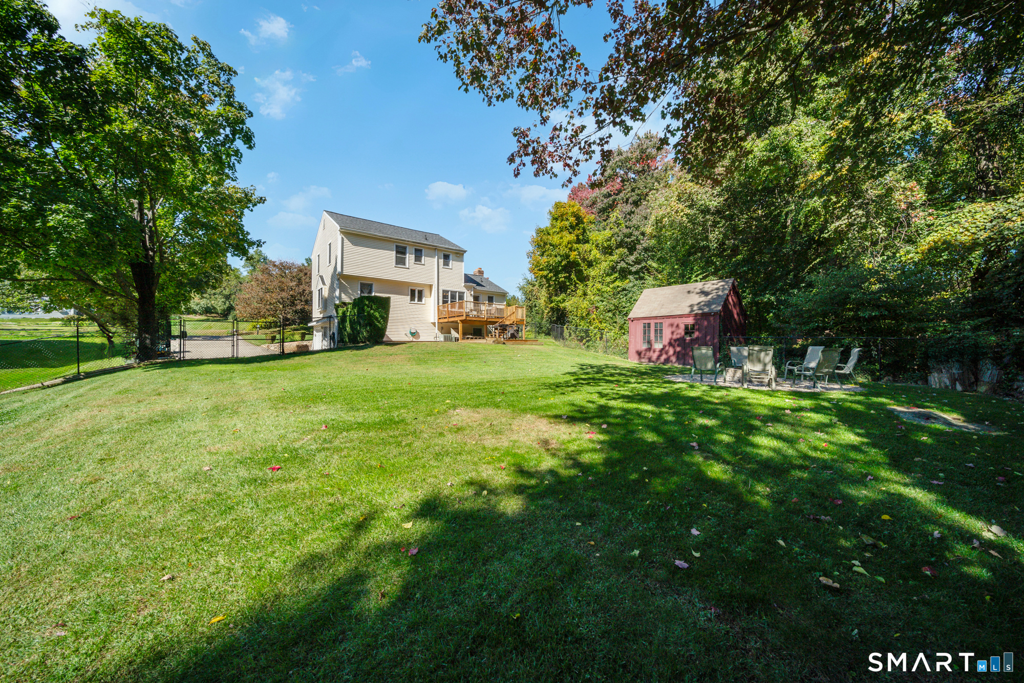 18 Carriage Drive Property Photo 3