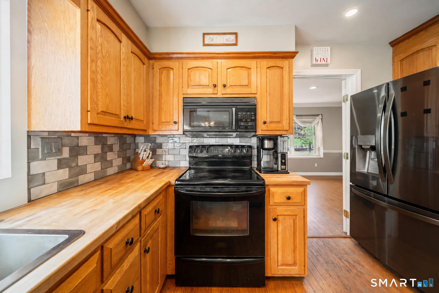 18 Carriage Drive Property Photo 7