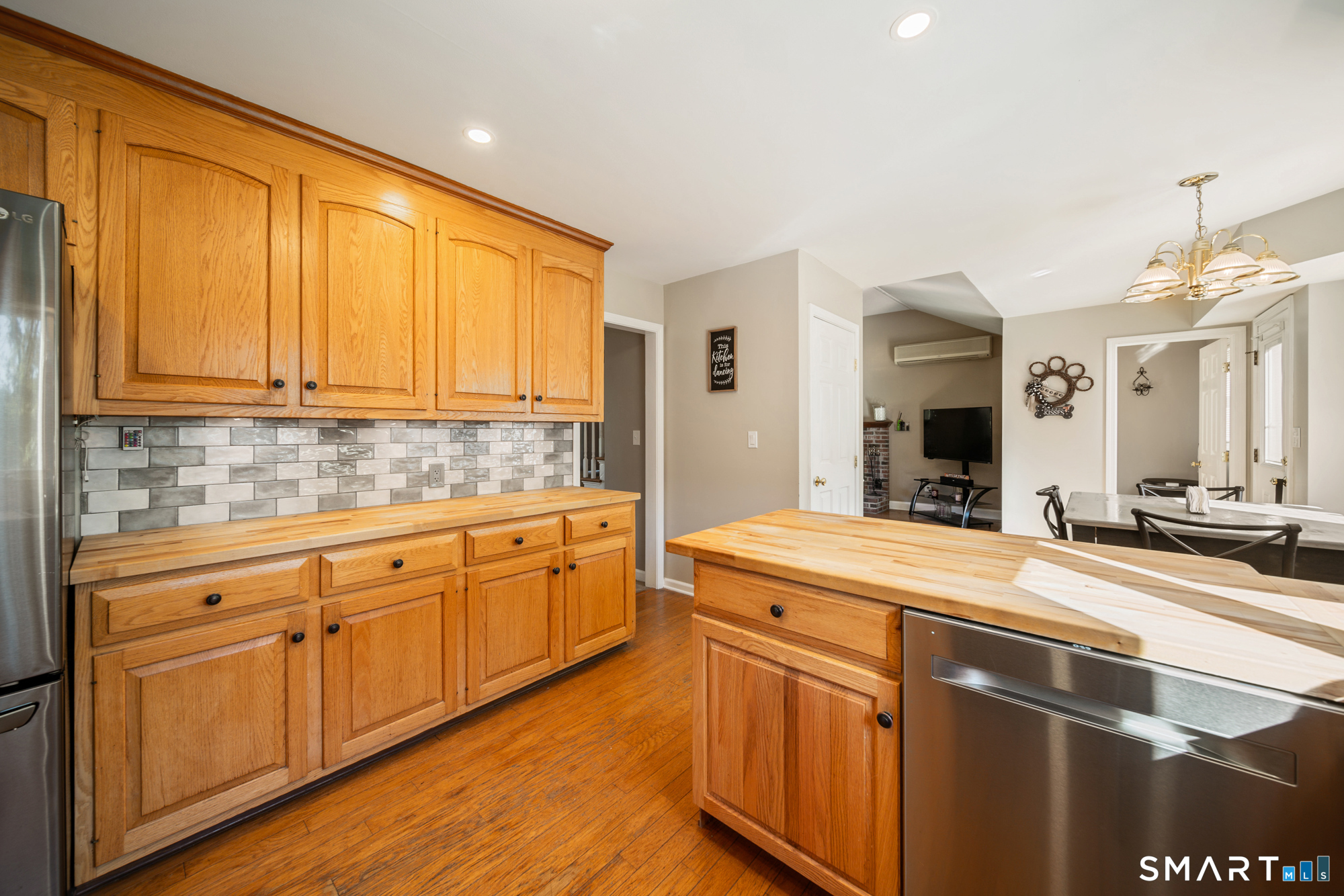 18 Carriage Drive Property Photo 8