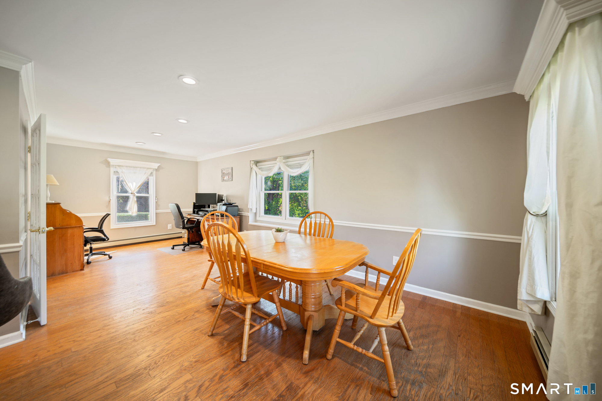 18 Carriage Drive Property Photo 17