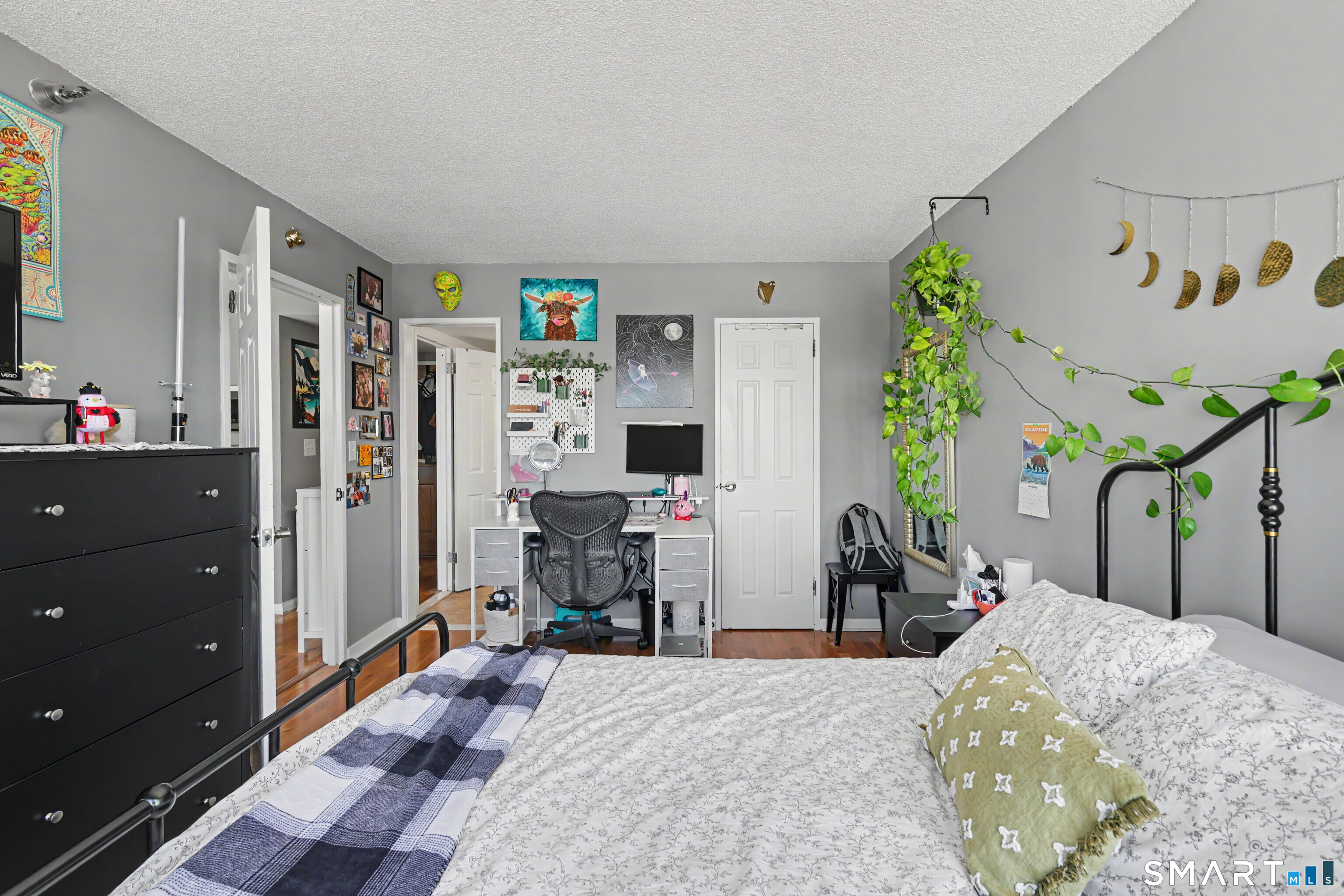 127 Greyrock 1407 Place Property Photo 25