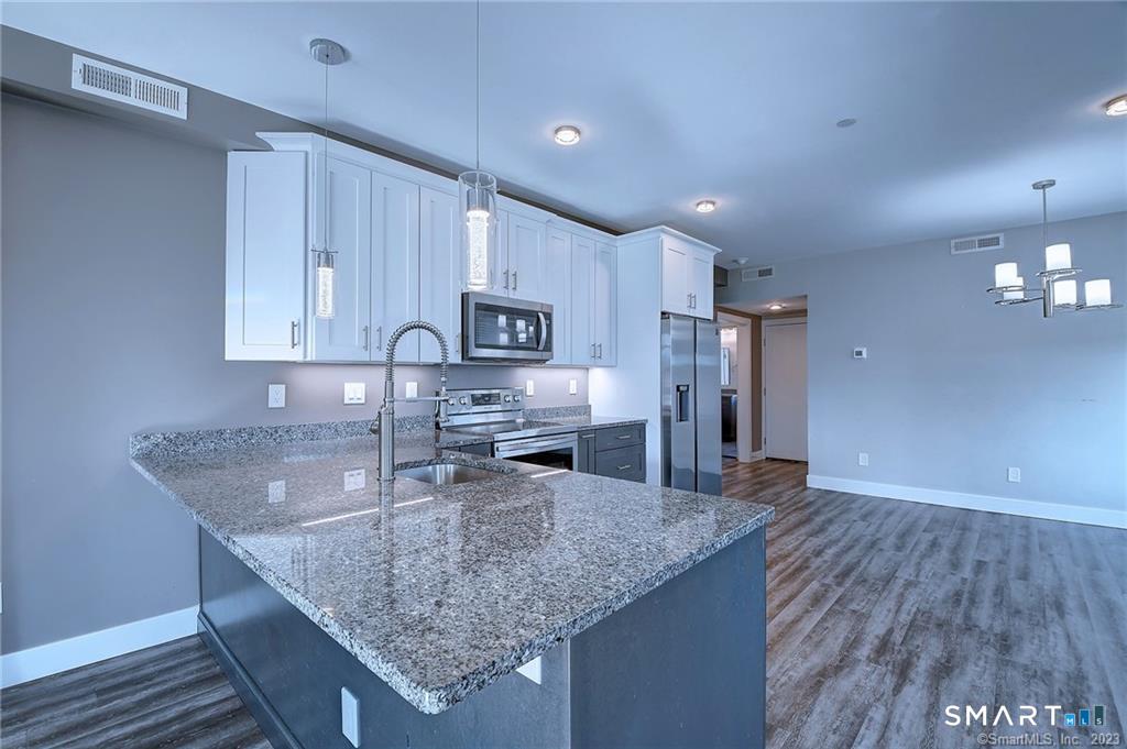 202 Park Road Property Photo 4