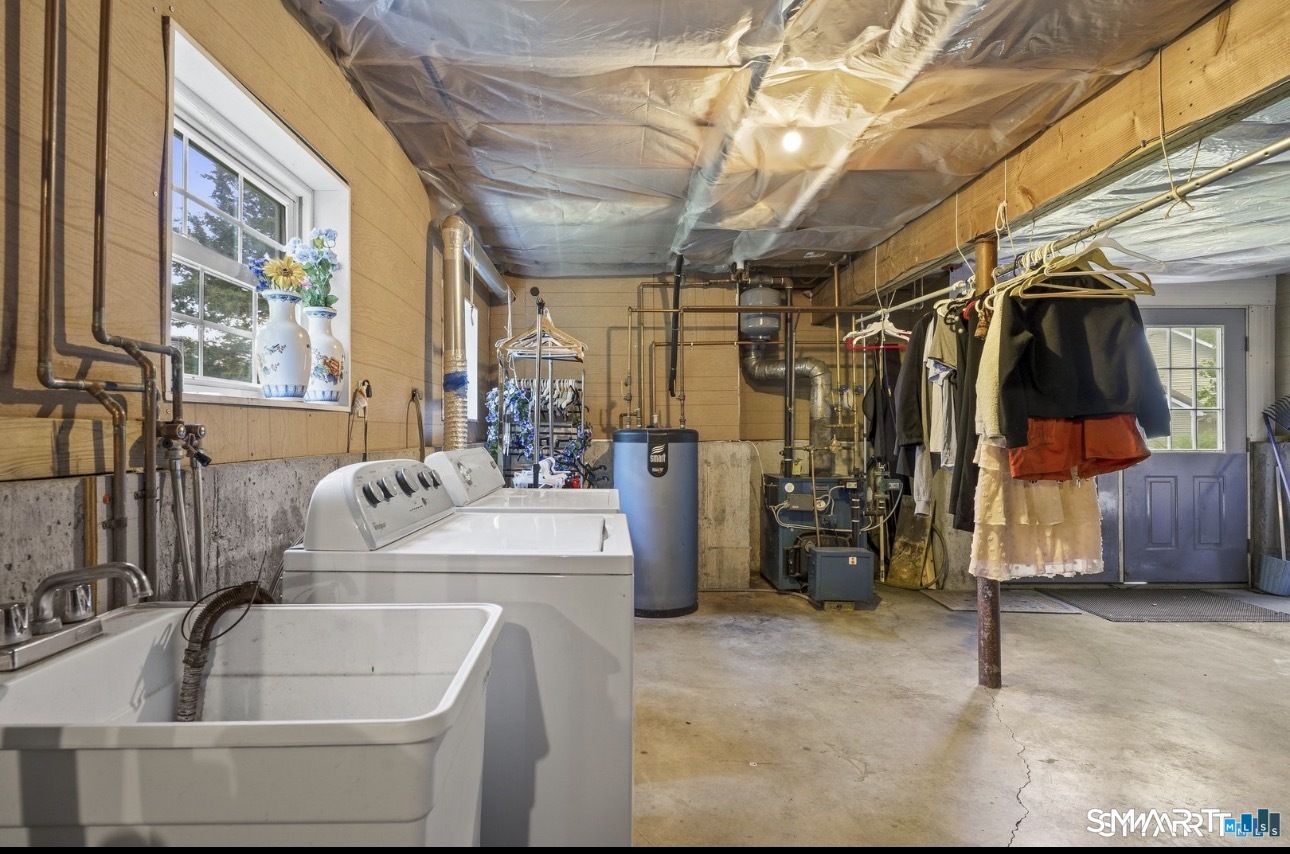 52 Middle Road Property Photo 22