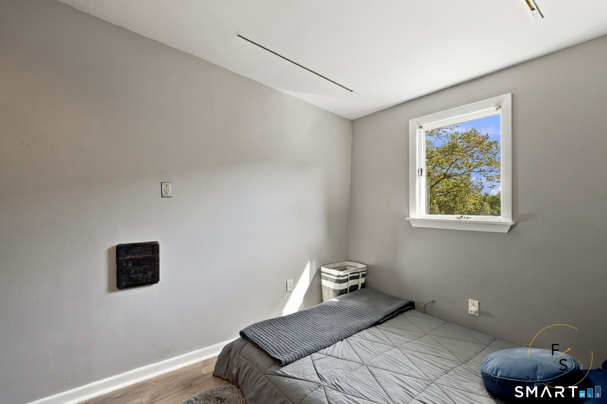 51 Cliff North Street Property Photo 14
