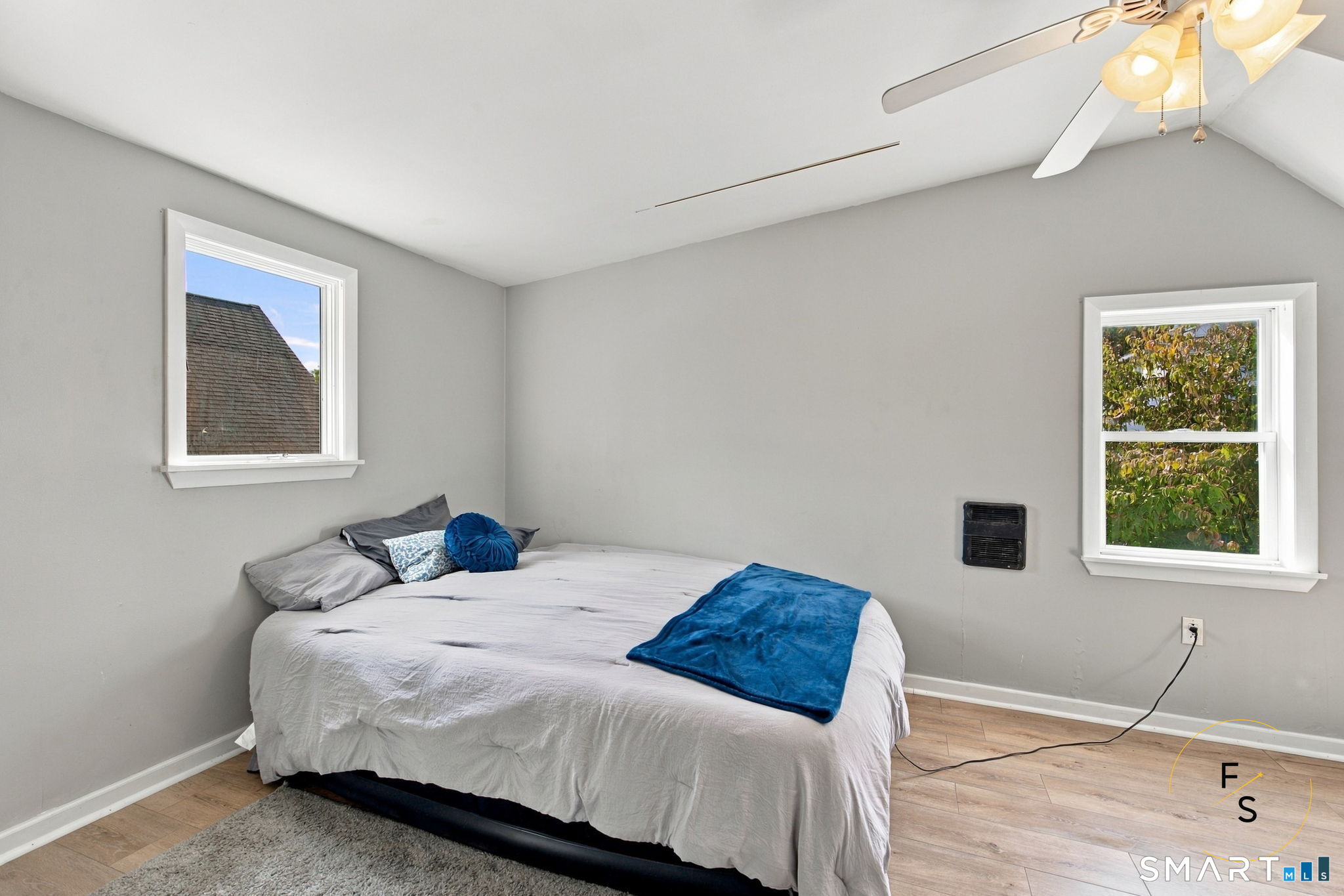 51 Cliff North Street Property Photo 17