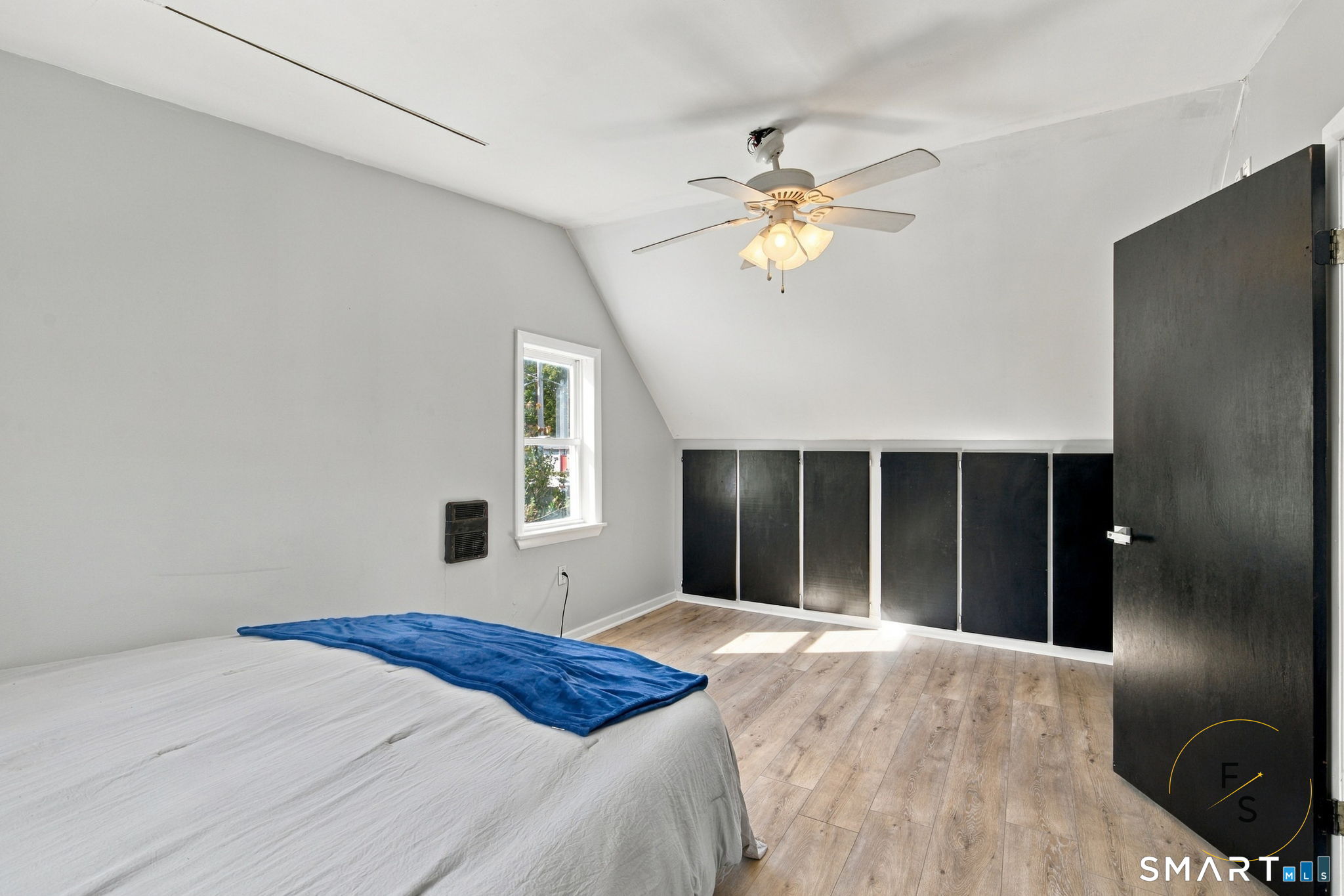 51 Cliff North Street Property Photo 18