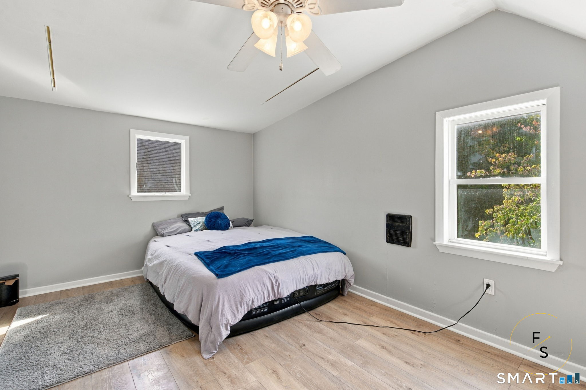 51 Cliff North Street Property Photo 20