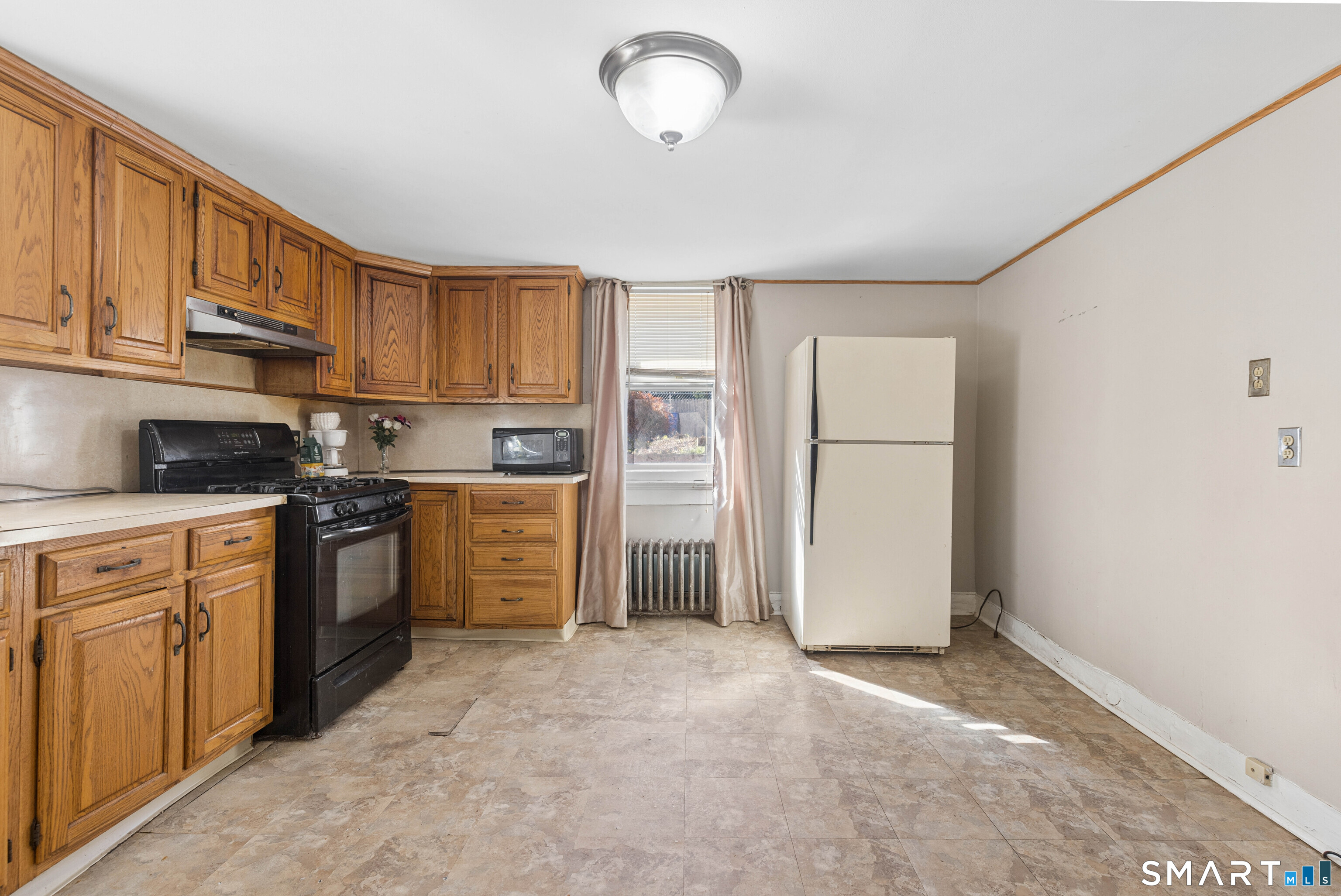 35 Edwards Street Property Photo 2