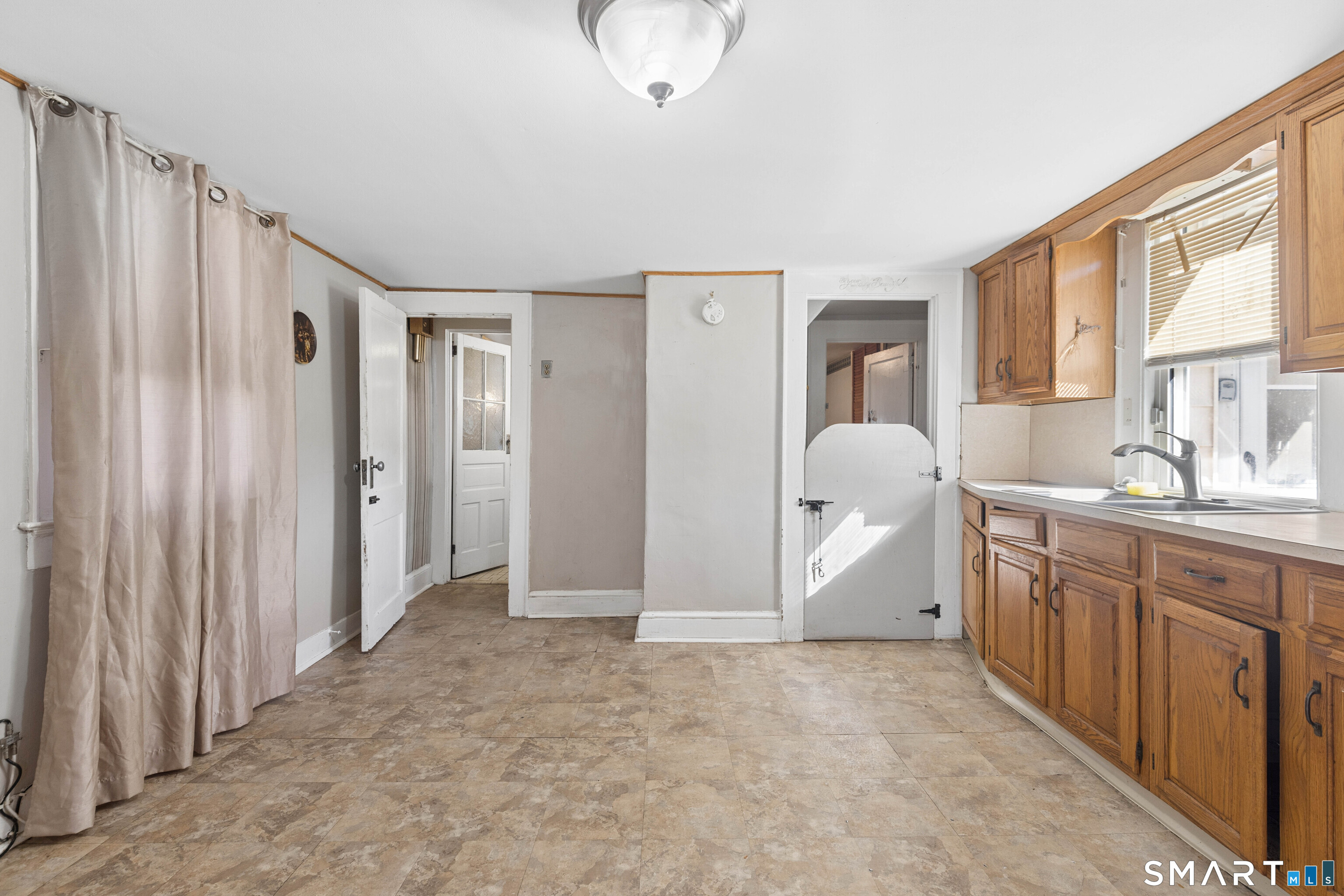 35 Edwards Street Property Photo 4