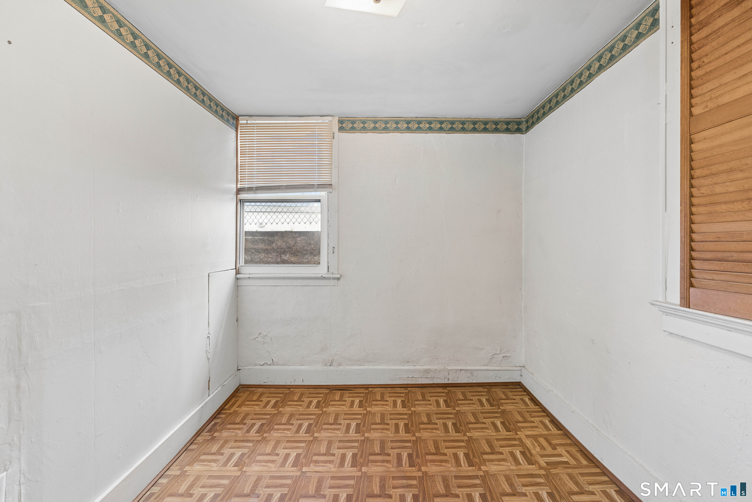 35 Edwards Street Property Photo 5