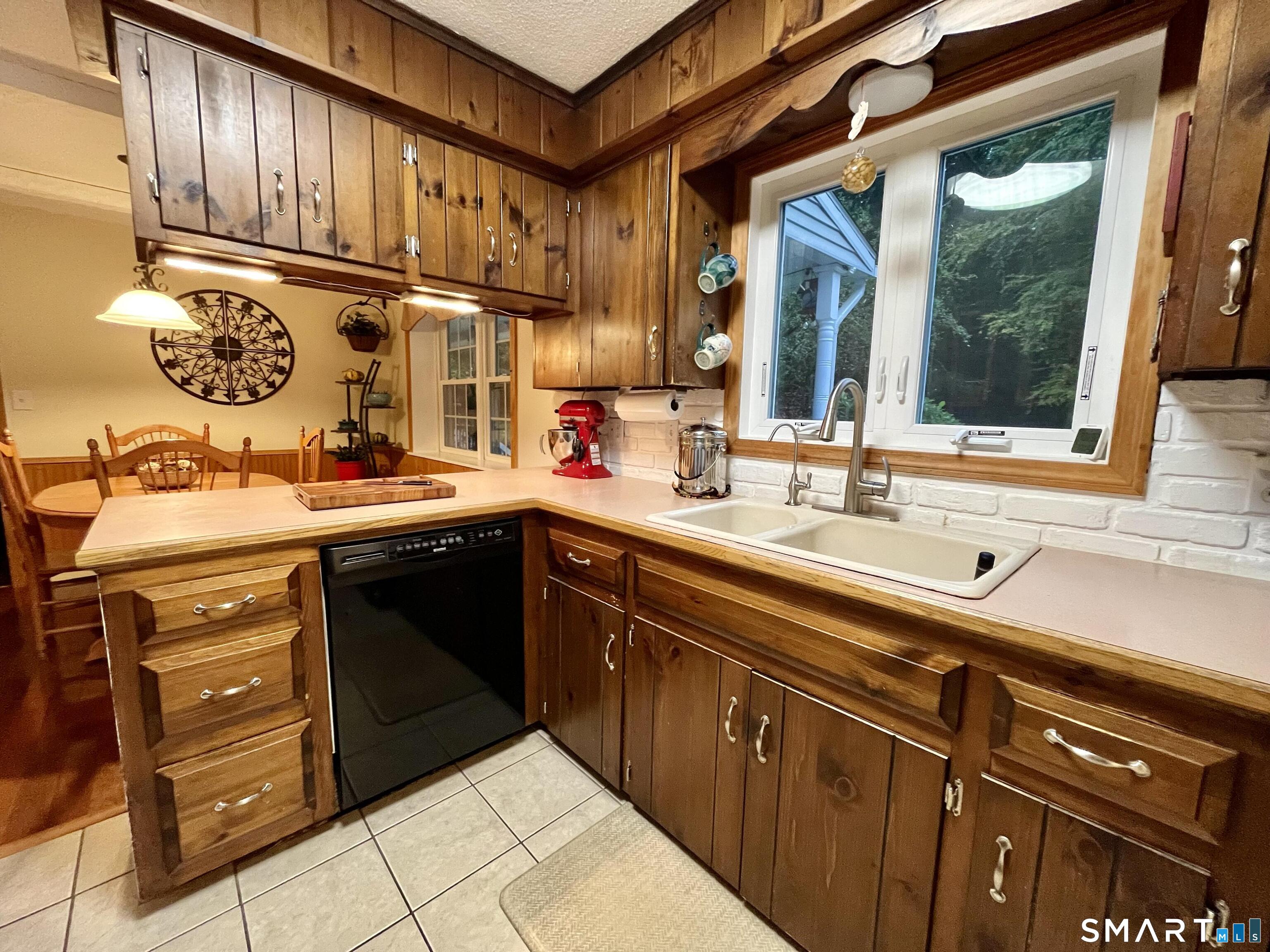 26 Forest Road Property Photo 26