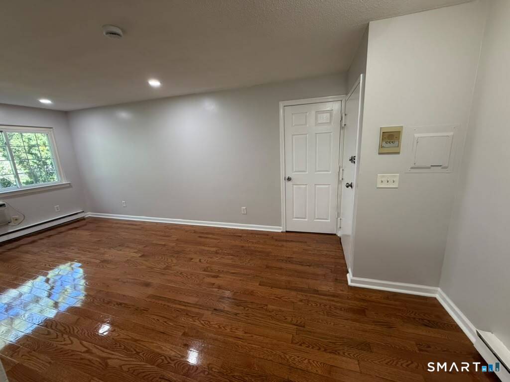 201 Bretton C1 Street Property Photo 10
