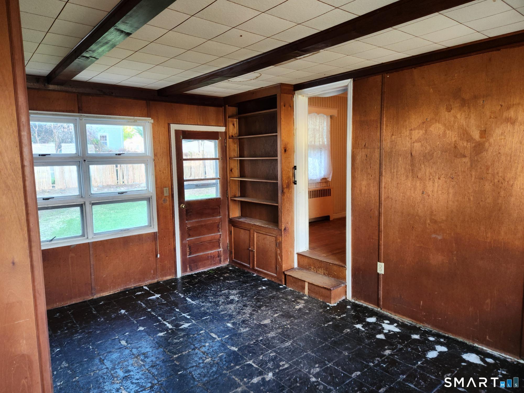 17 Hoover Street Property Photo 17