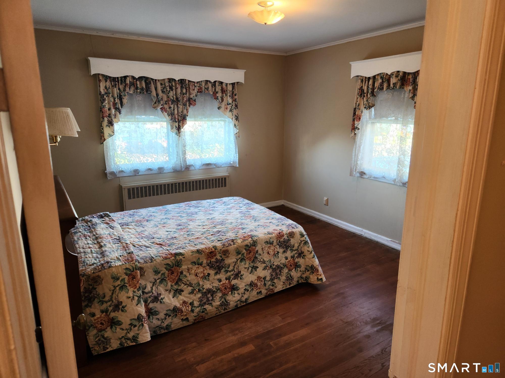 17 Hoover Street Property Photo 20