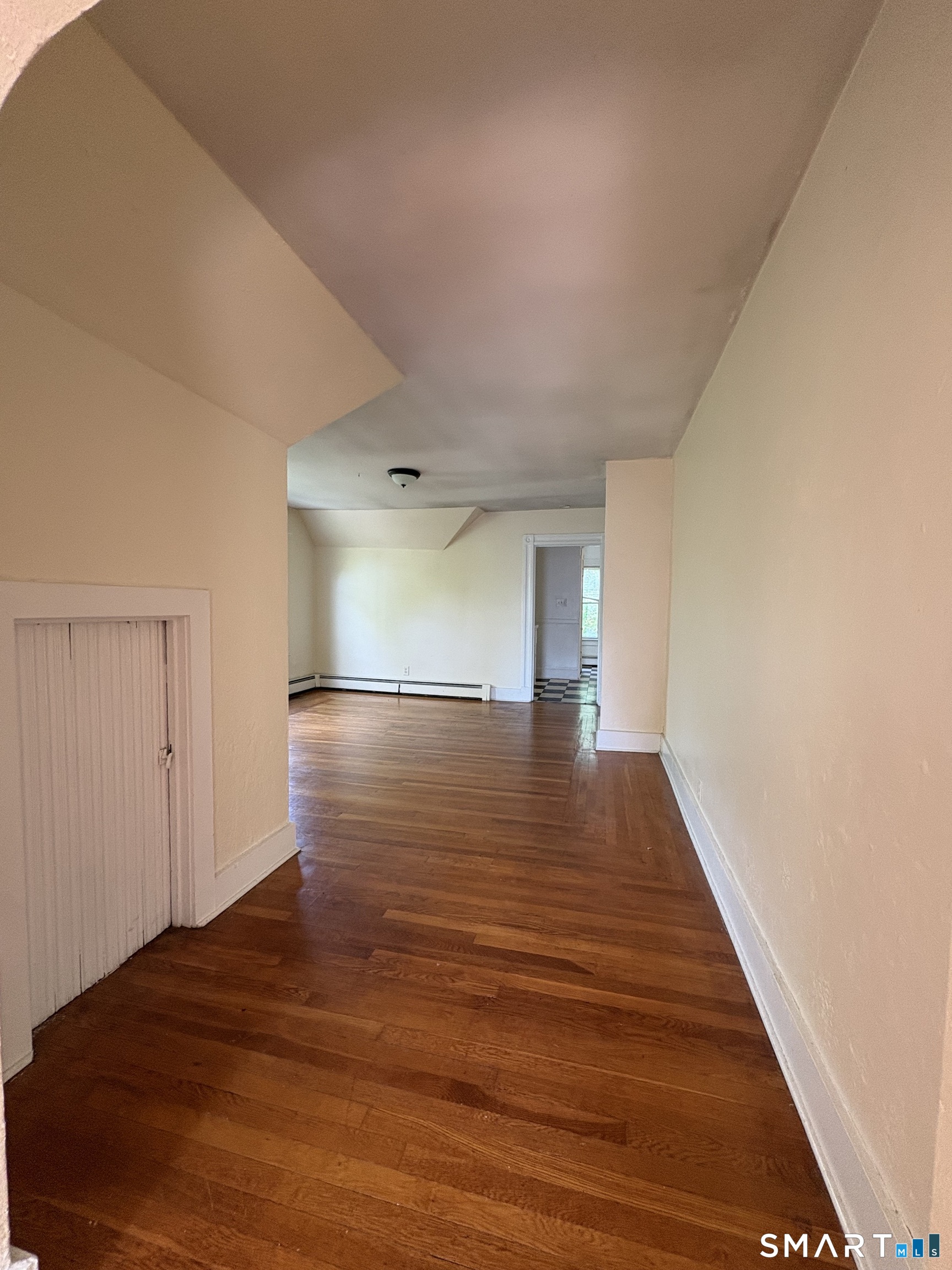 799 Elm Floor 3 Street Property Photo 3