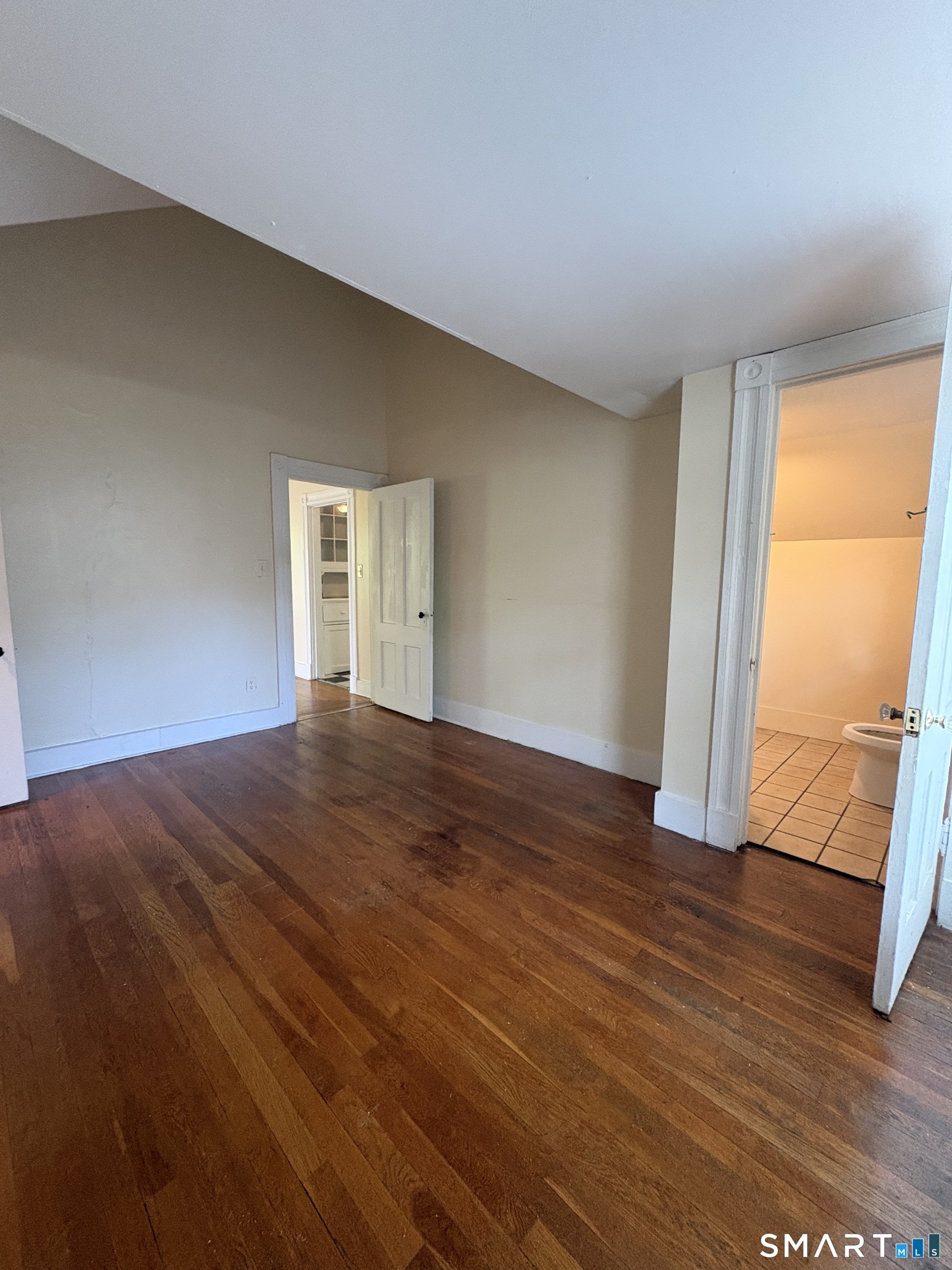 799 Elm Floor 3 Street Property Photo 6
