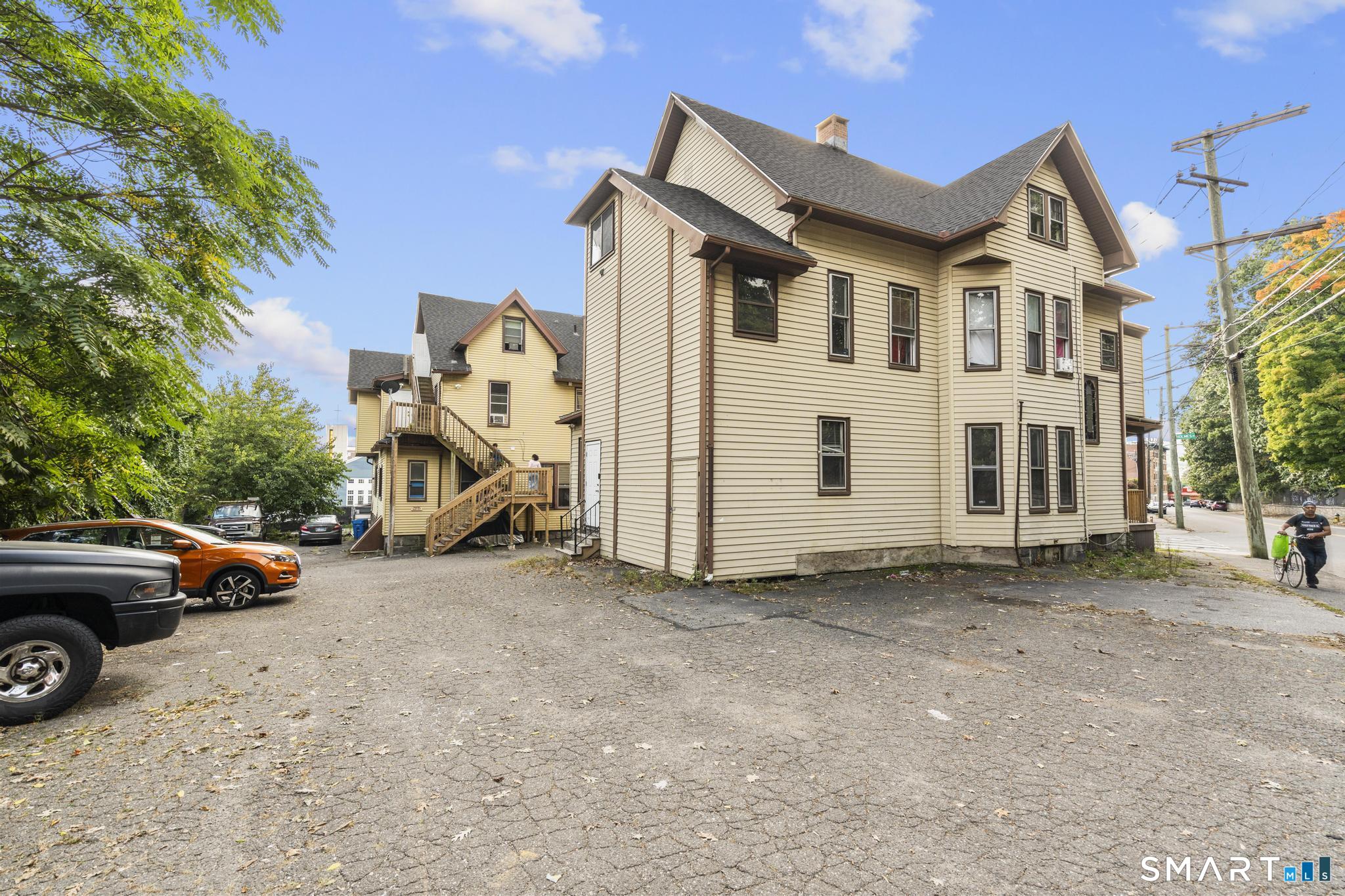66-74 Holmes Avenue Property Photo 17