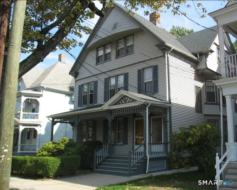 319 Sherman 3rd Fl -Front Avenue Property Photo 1