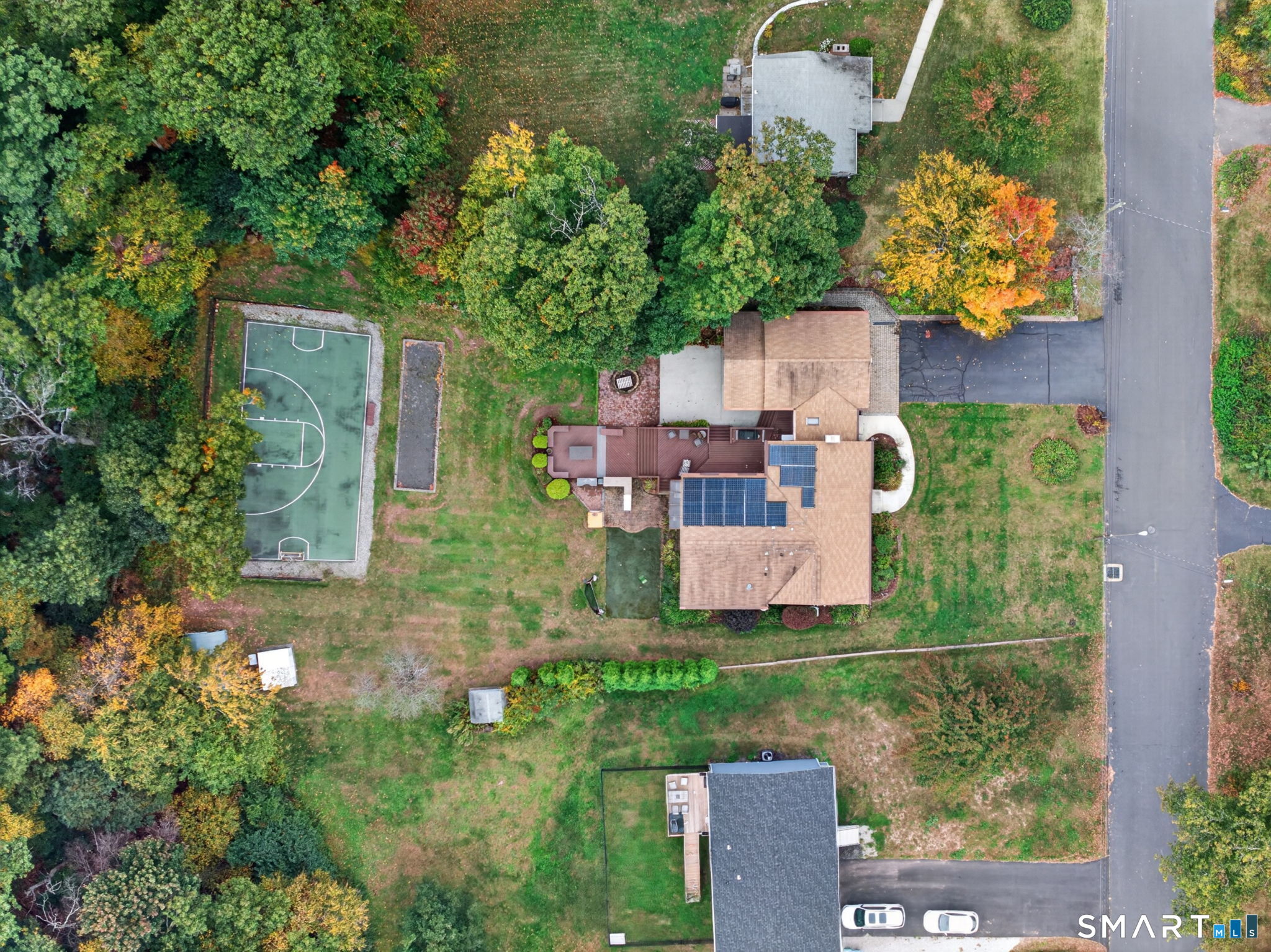 765 Hill Street Property Photo 4