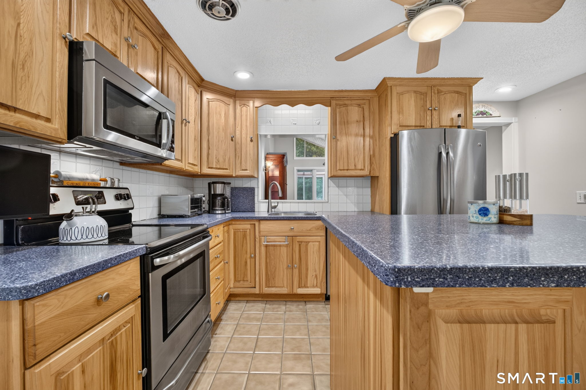 765 Hill Street Property Photo 12