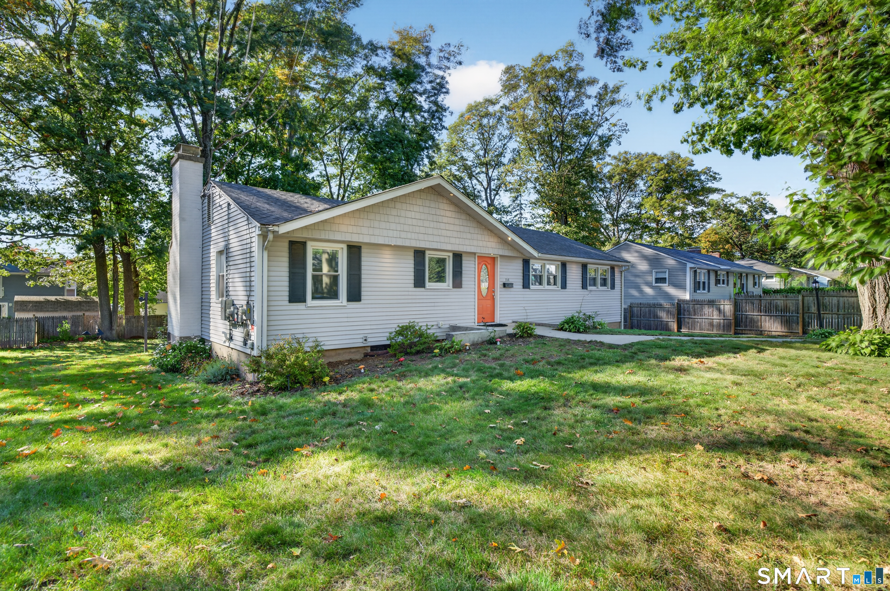 114 Forest Drive Property Photo 2
