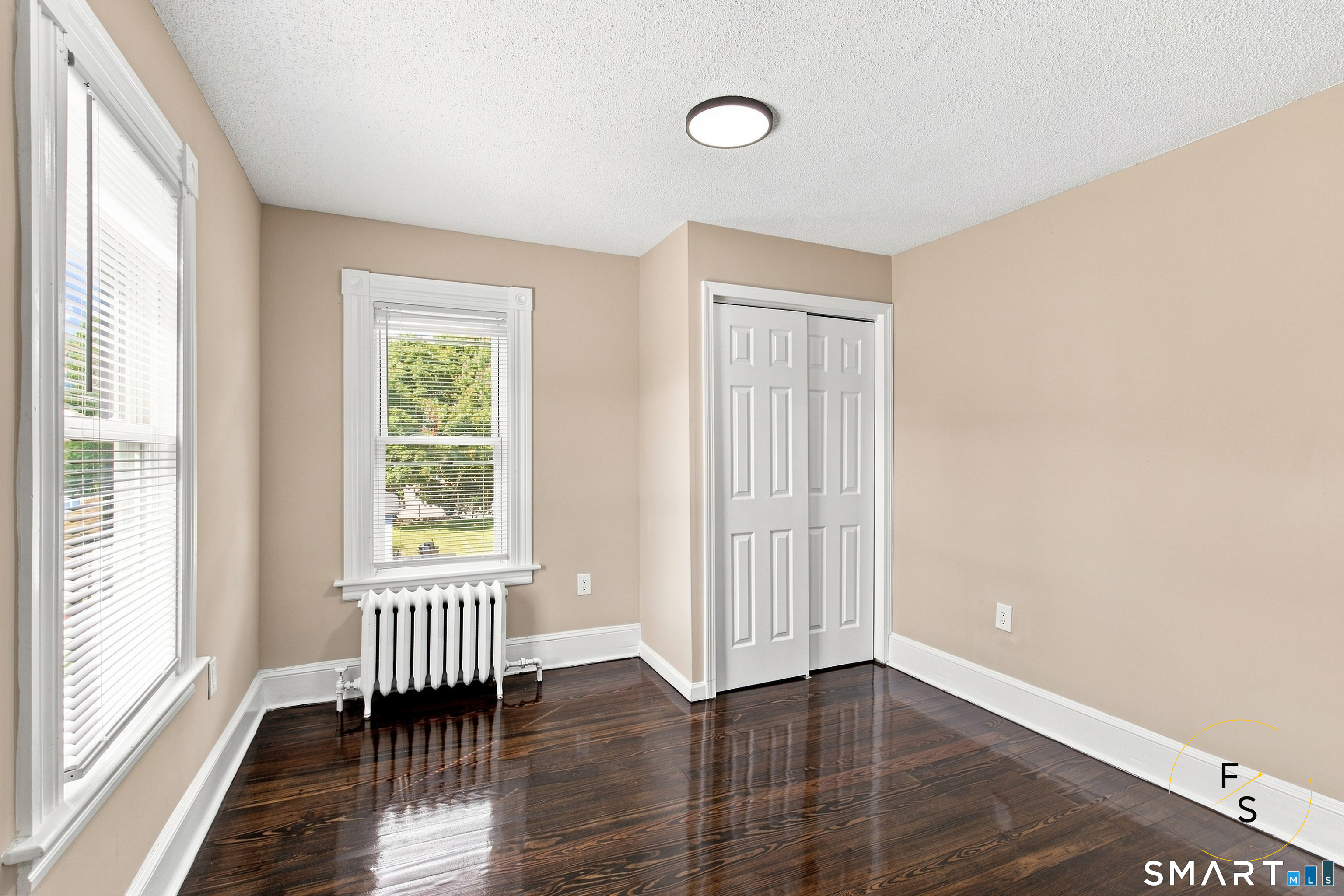100 Austin Street Property Photo 16