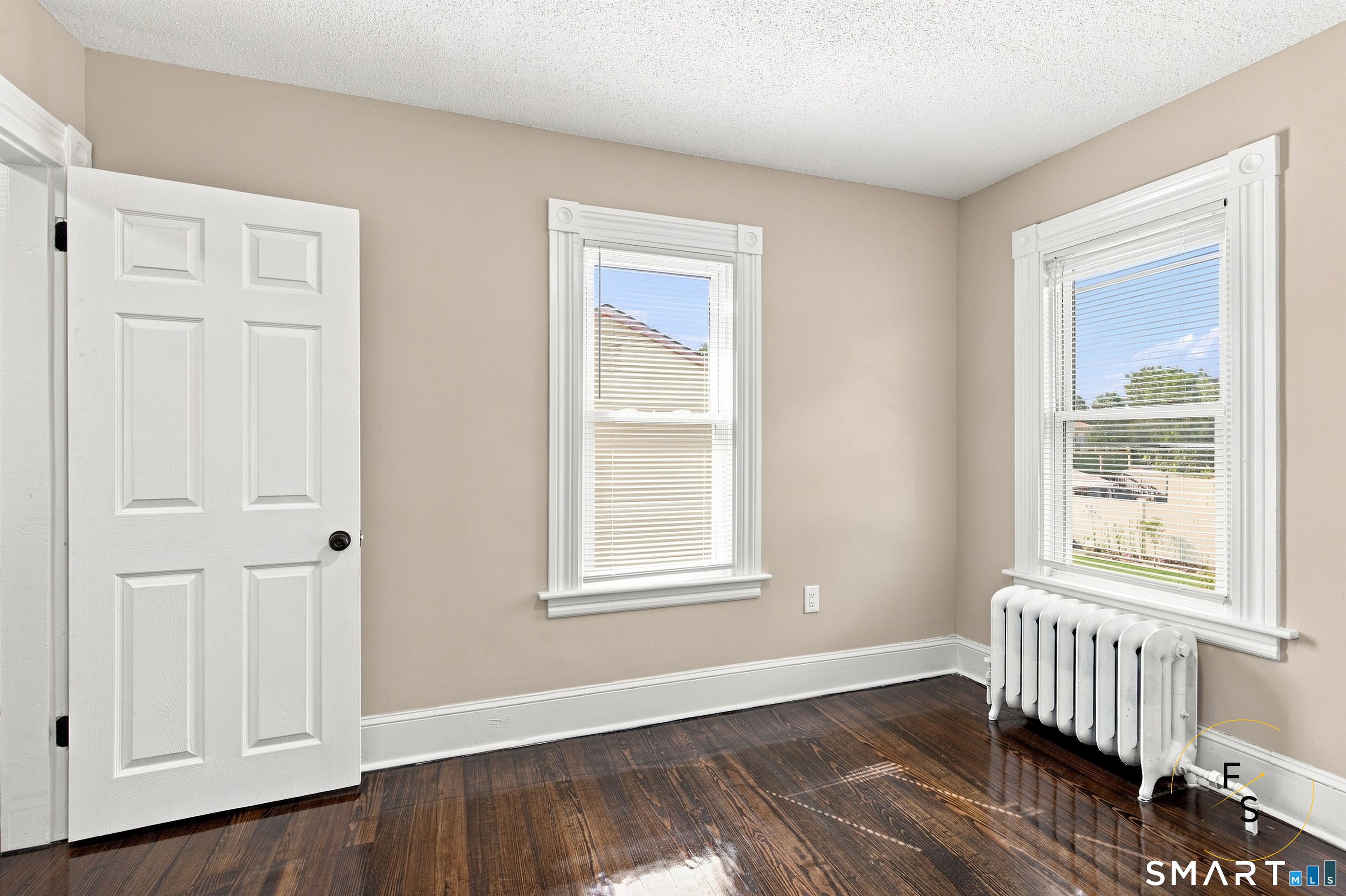 100 Austin Street Property Photo 22