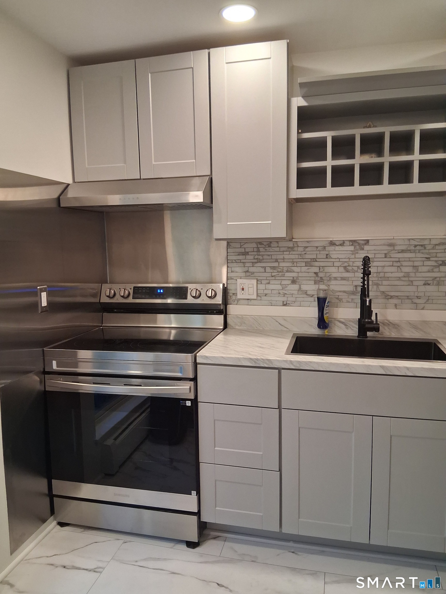 81 Worth Avenue Property Photo 5