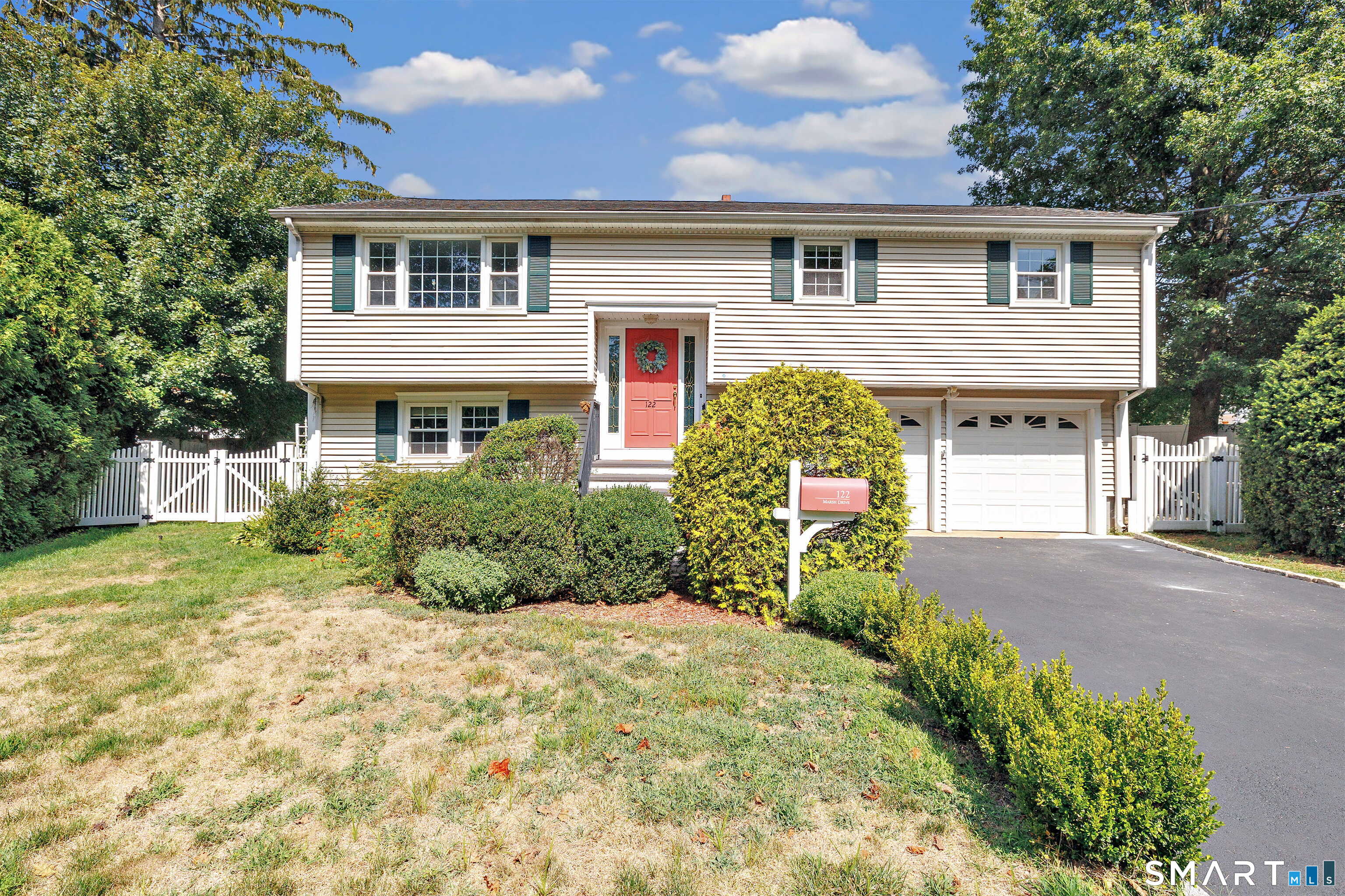 122 Marsh Drive Property Photo 1