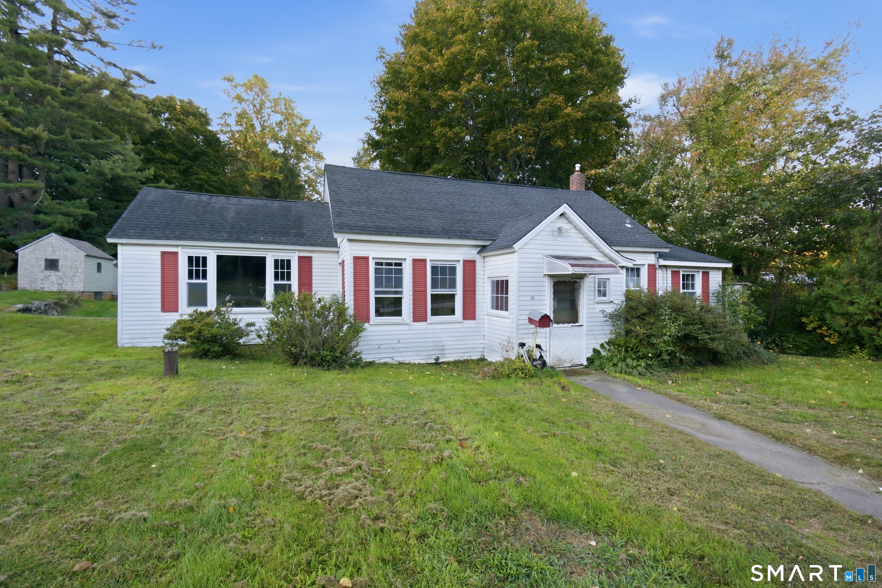10 Walnut Avenue Property Photo 1