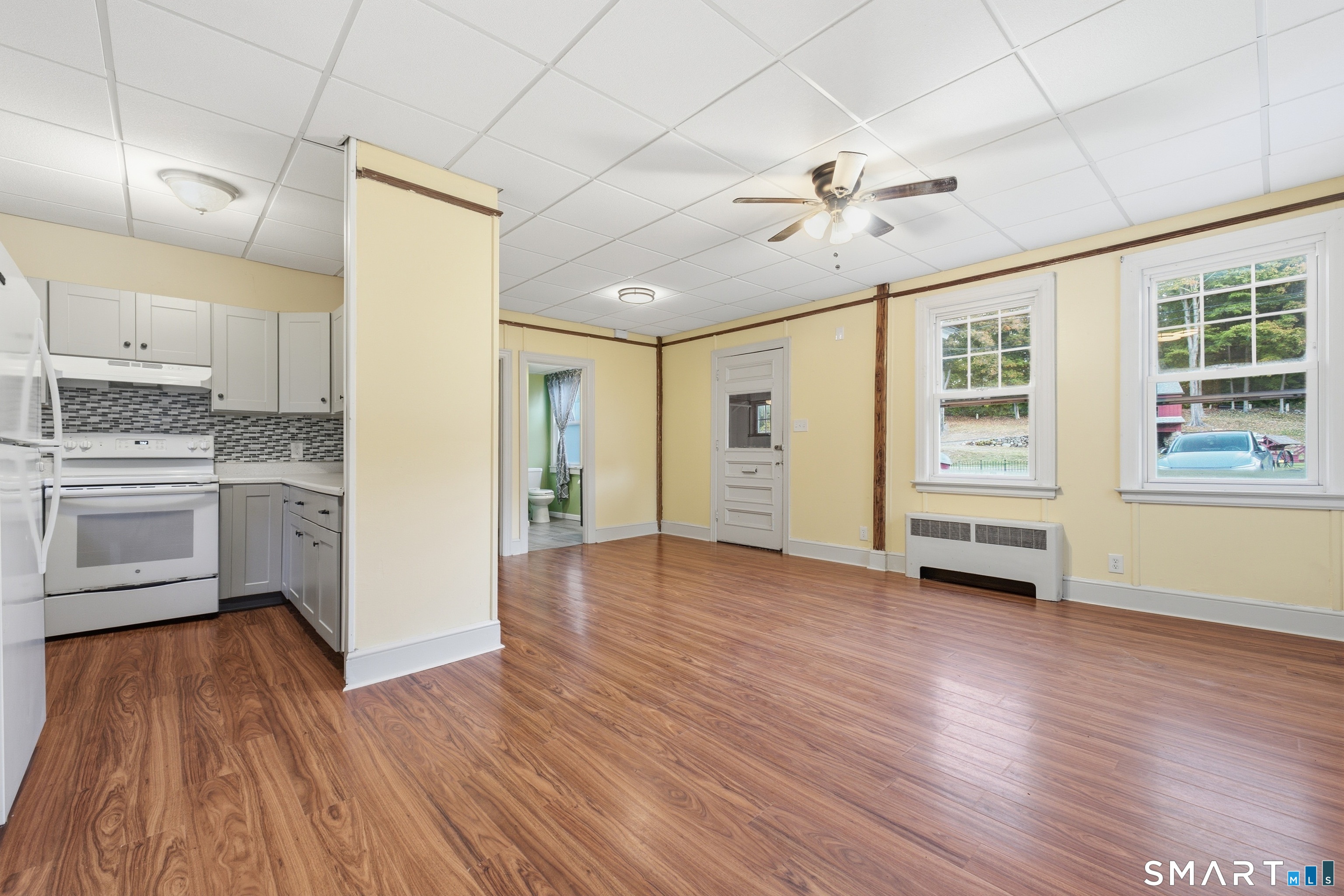 10 Walnut Avenue Property Photo 5