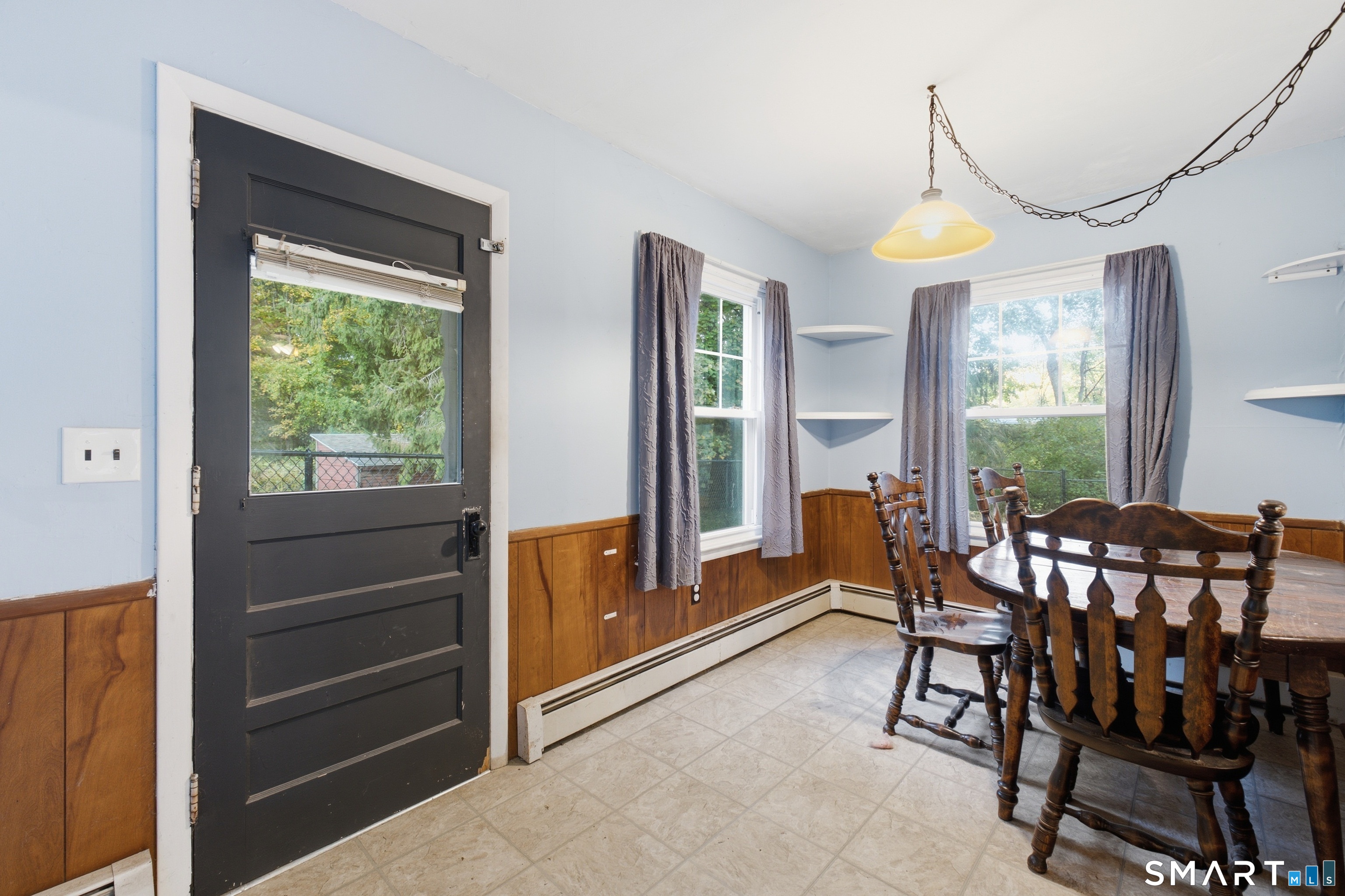 10 Walnut Avenue Property Photo 10