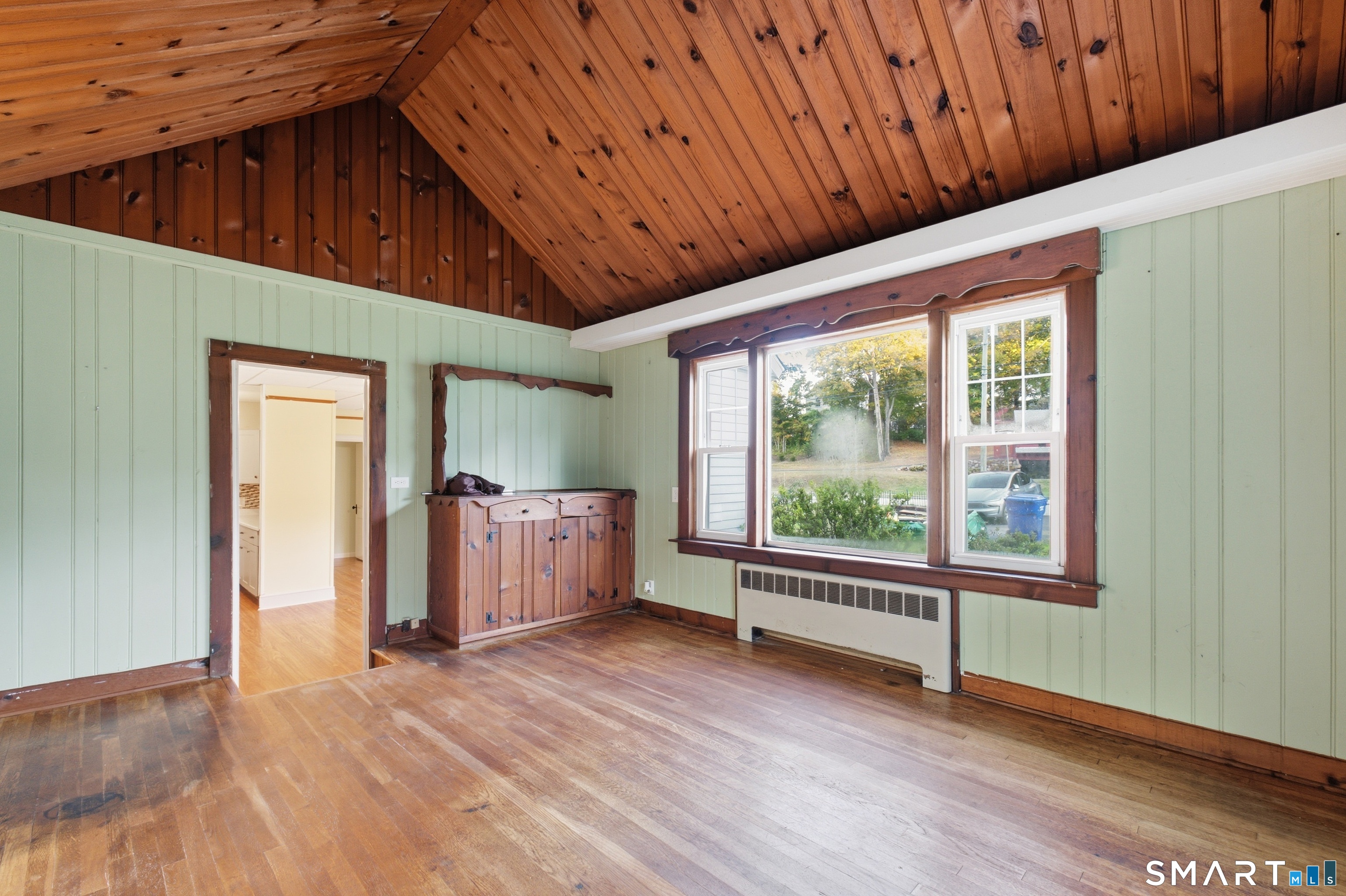 10 Walnut Avenue Property Photo 13