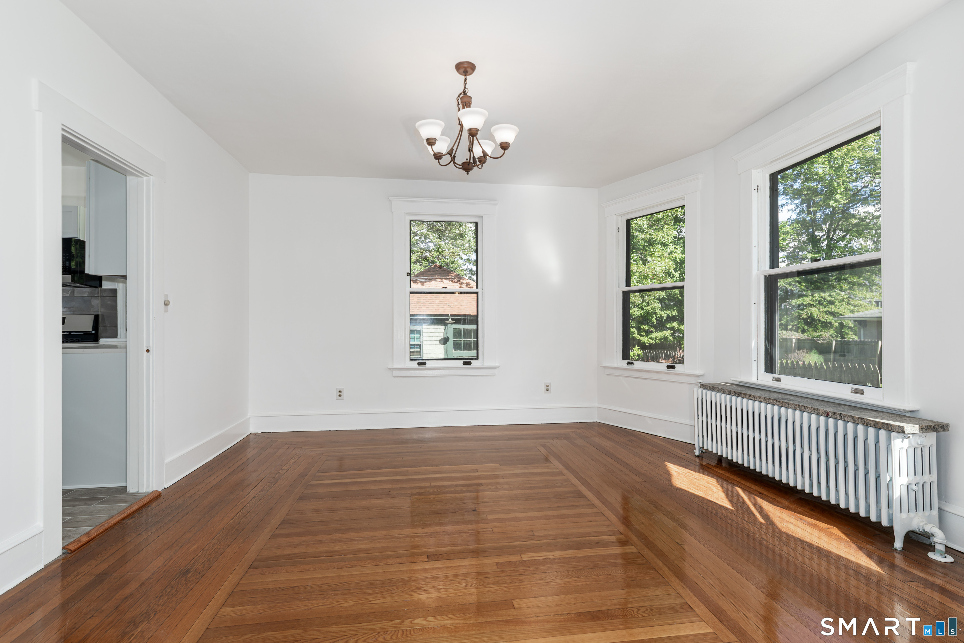 813 Edgewood Avenue Property Photo 7