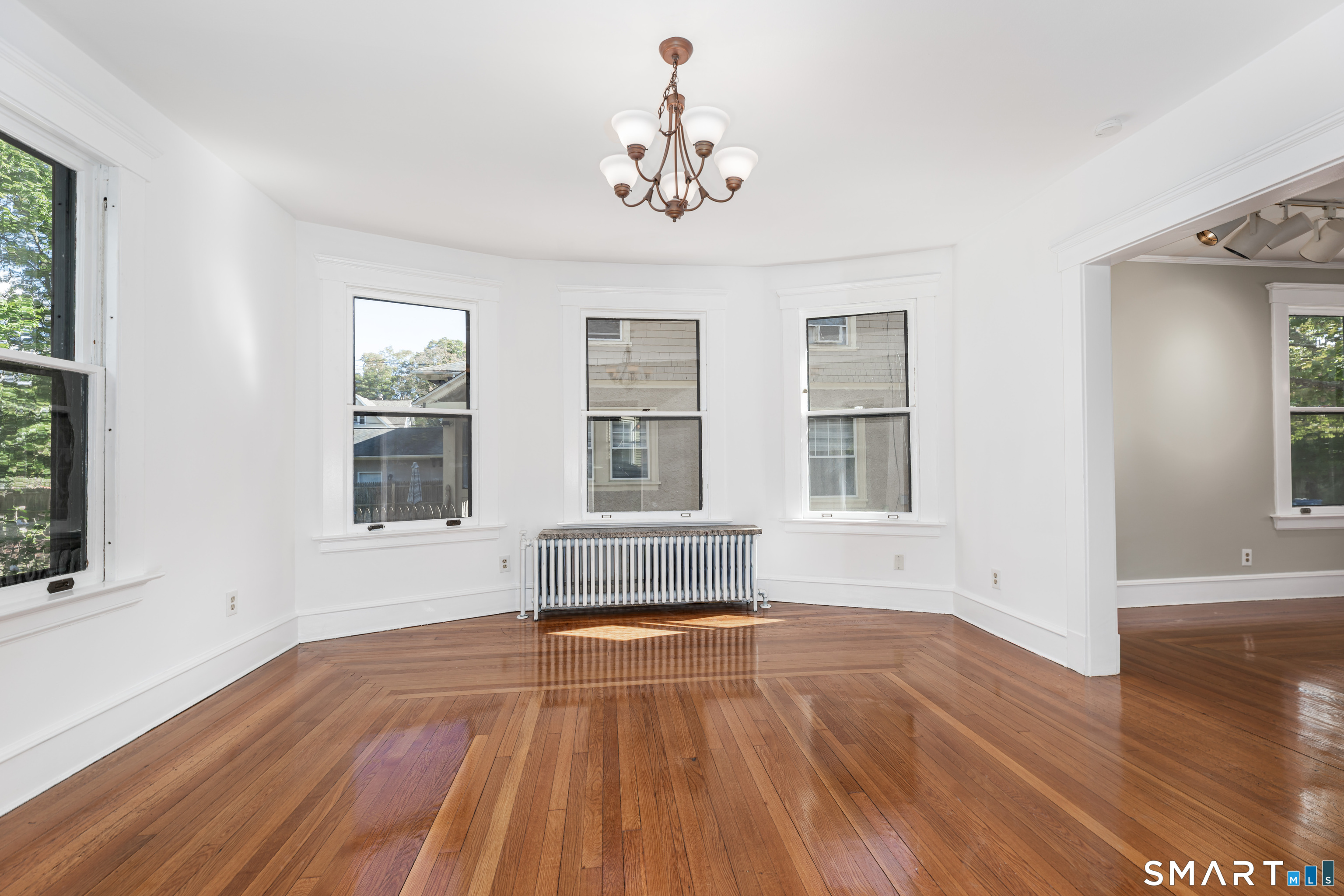 813 Edgewood Avenue Property Photo 8