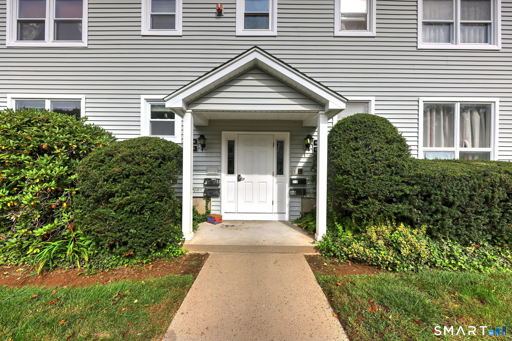 24212352 Property Photo 5