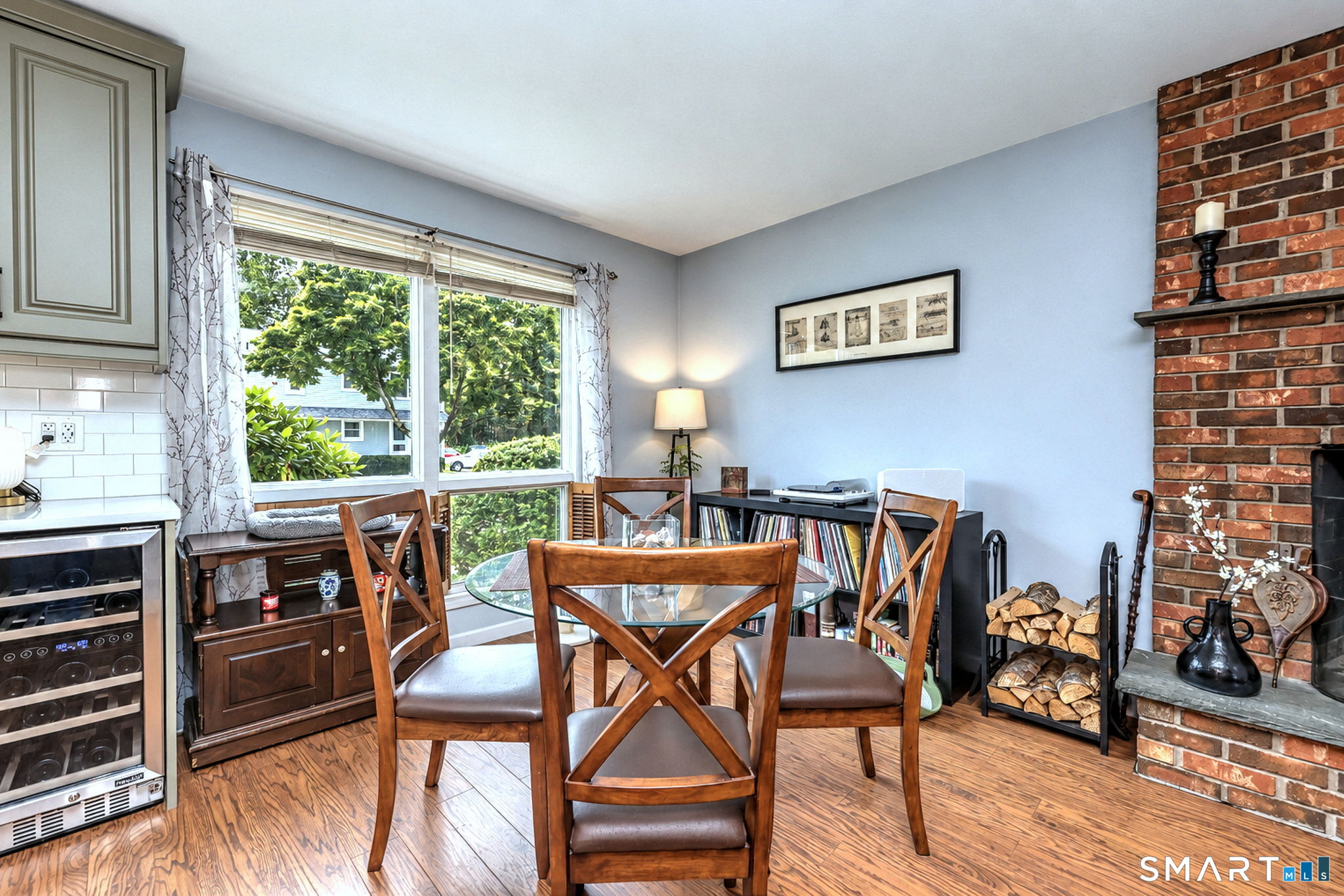 24212352 Property Photo 8